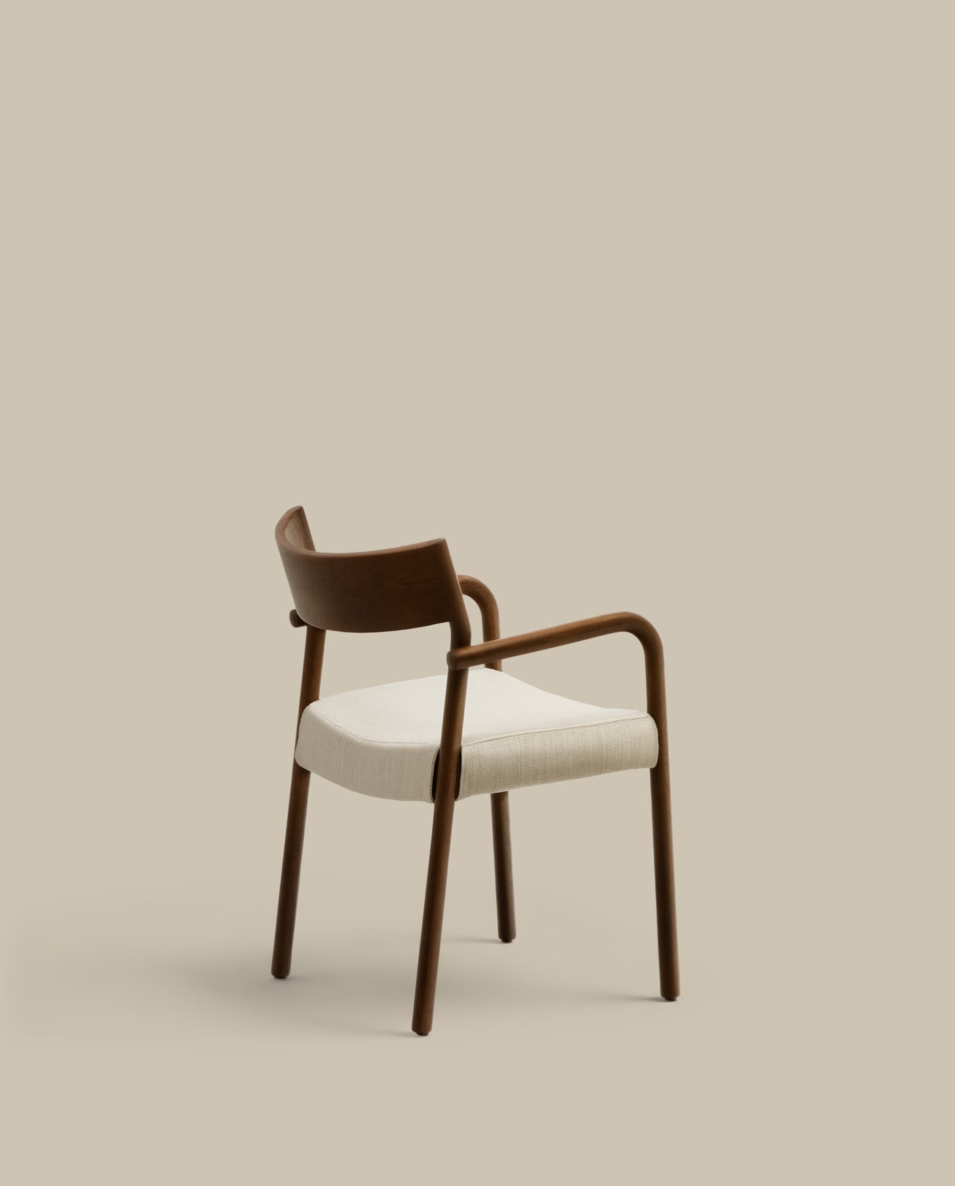 Falconera chair with a removable cover in solid oak wood with walnut finish FSC Mix Credit