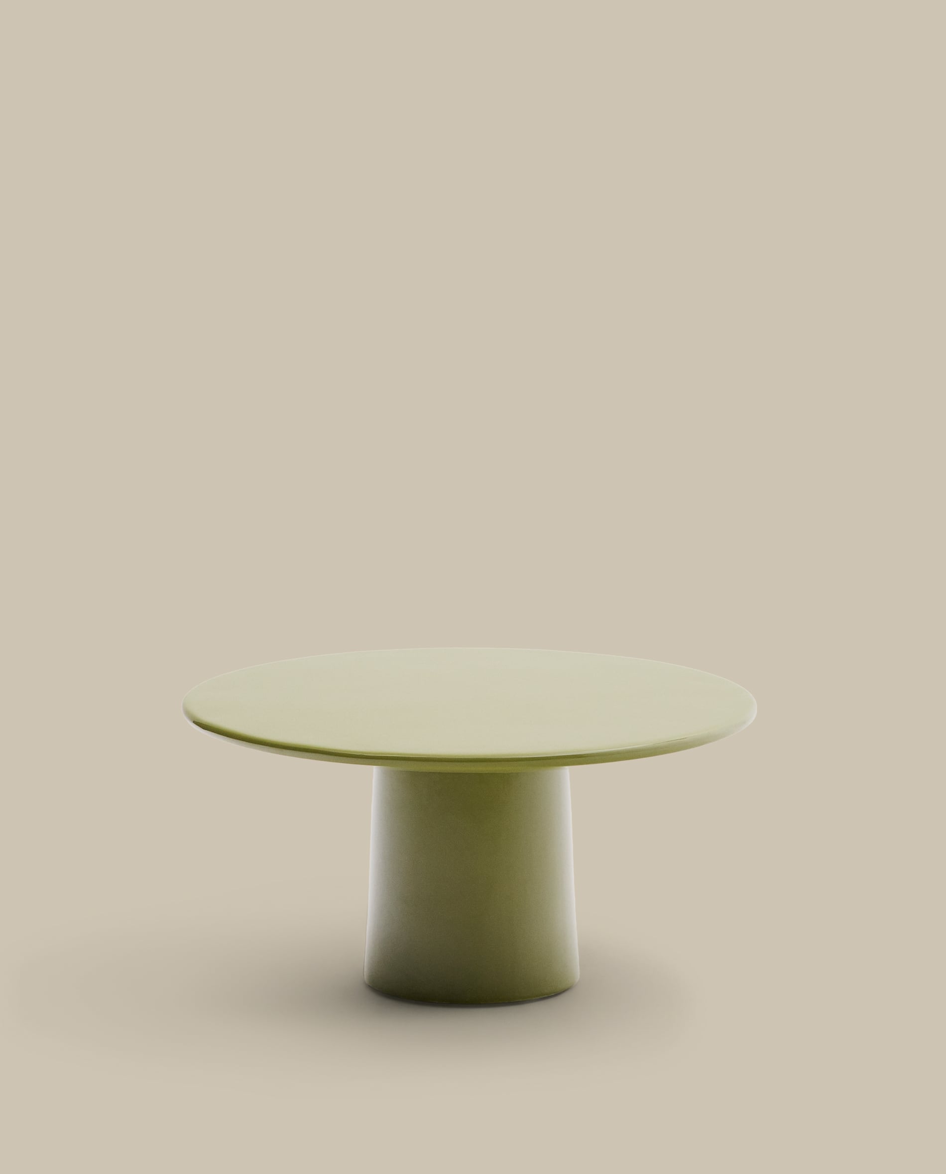 Albanella coffee table in cement with glossy green finish Ø85cm