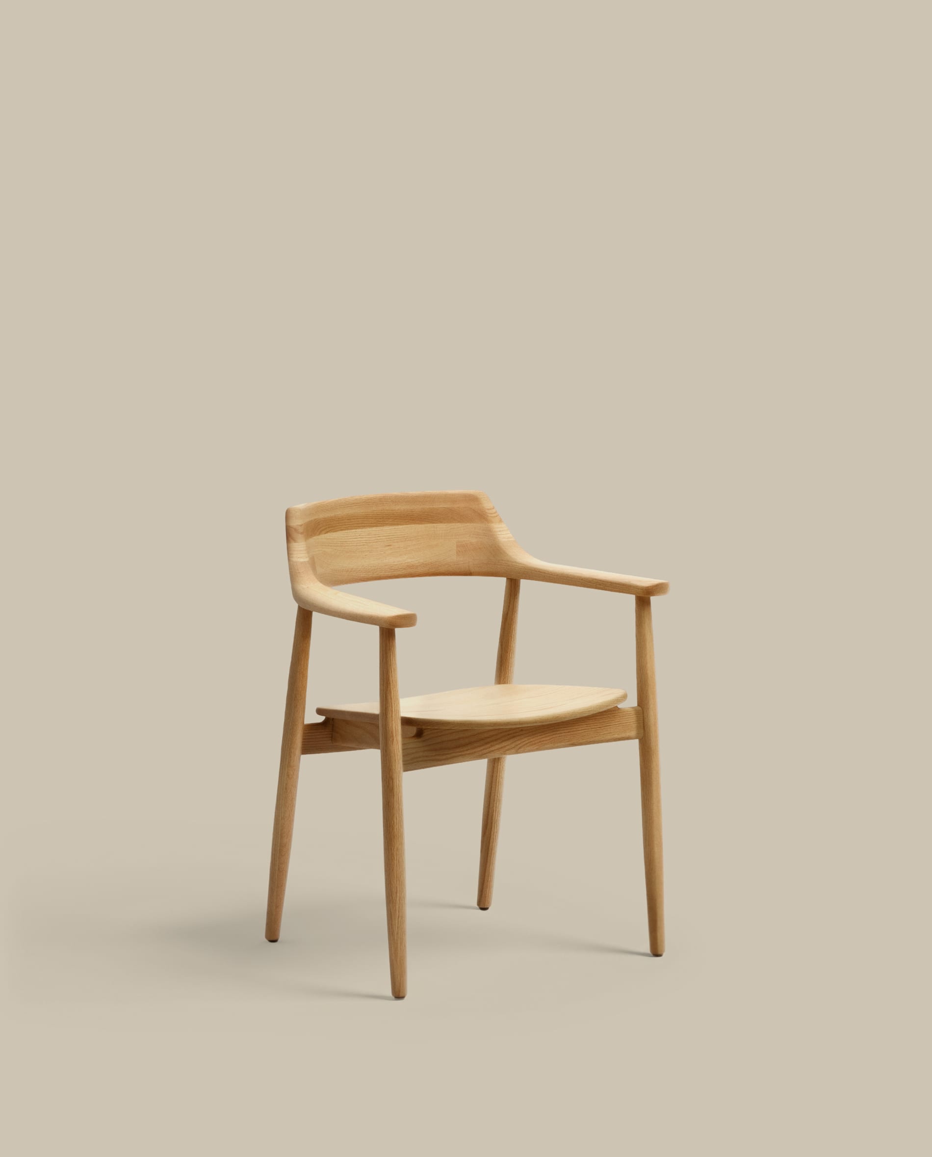 Fondes chair in solid oak wood with natural finish FSC Mix Credit