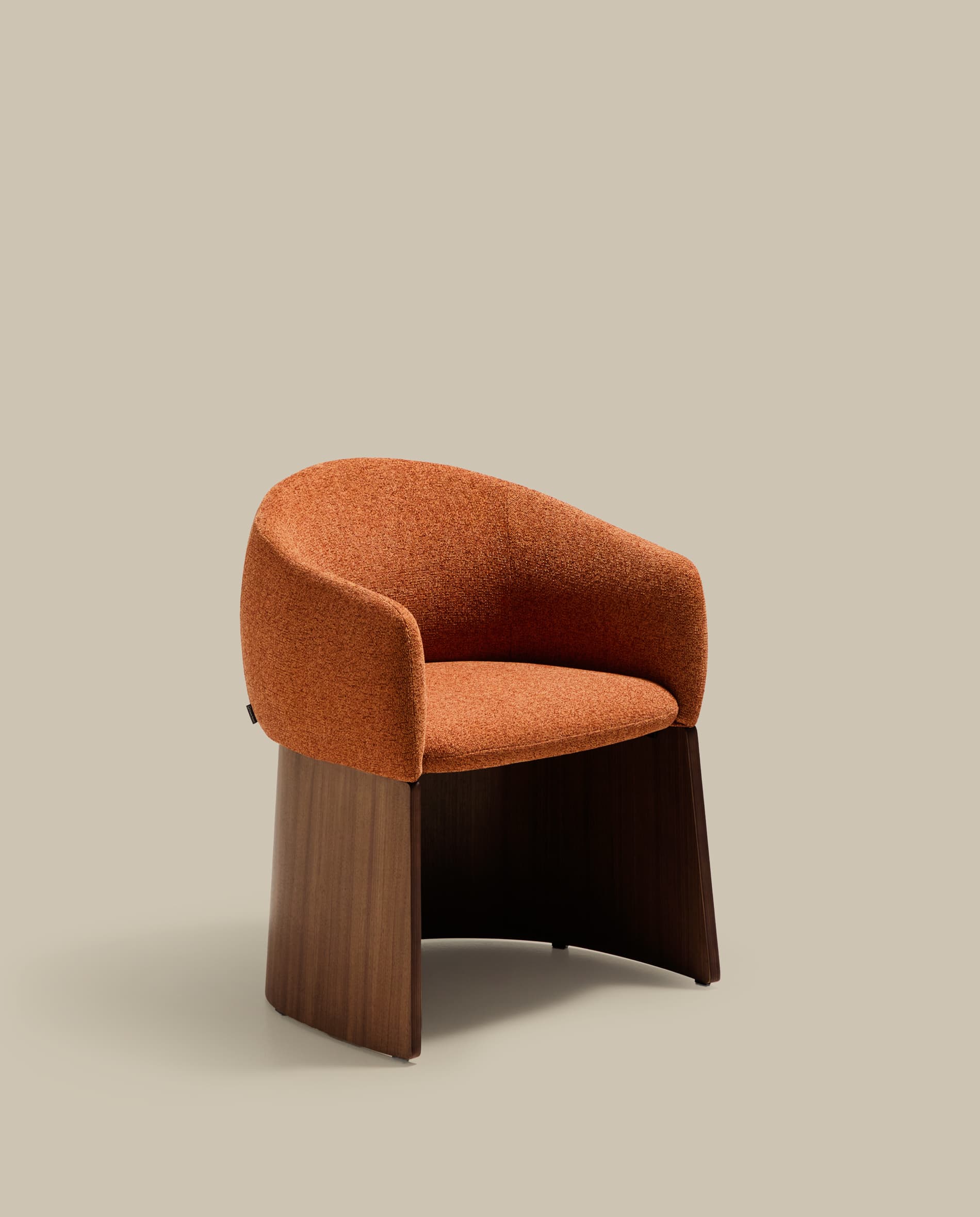 Bosca chair in terracotta chenille and walnut veneer FSC 100%