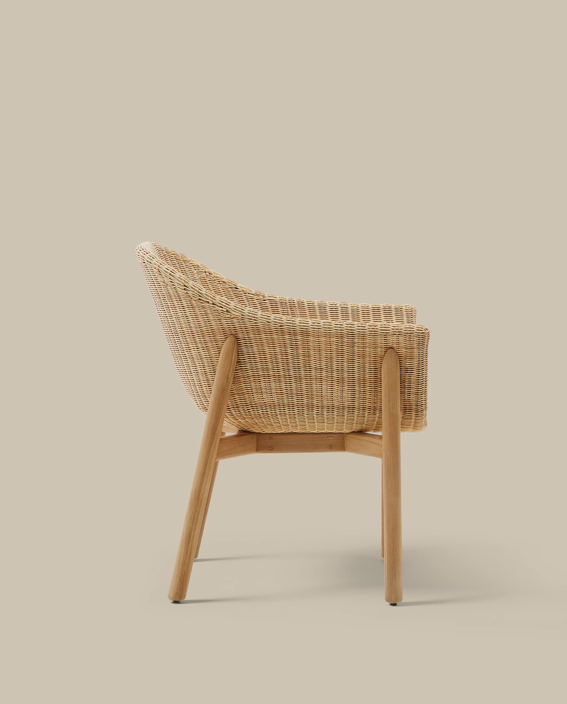 Galea chair in FSC 100% solid teak wood and synthetic rattan