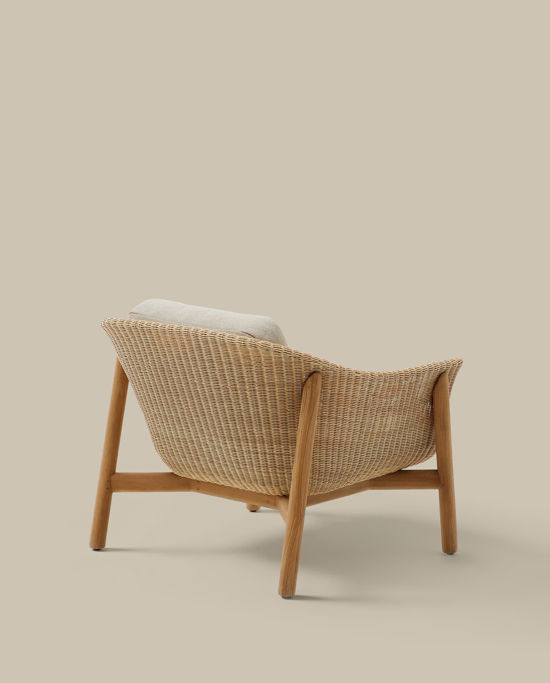 Galea armchair in FSC 100% solid teak wood and synthetic rattan