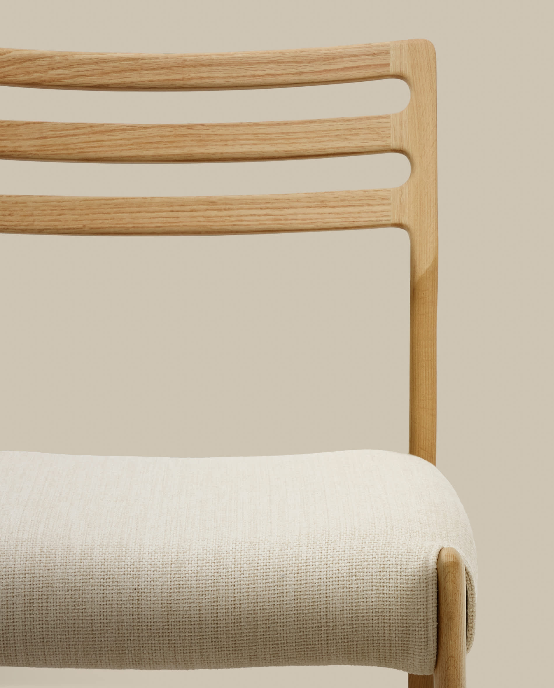 Cudia chair removable cover in beige chenille solid oak wood natural finish FSC Mix Credit