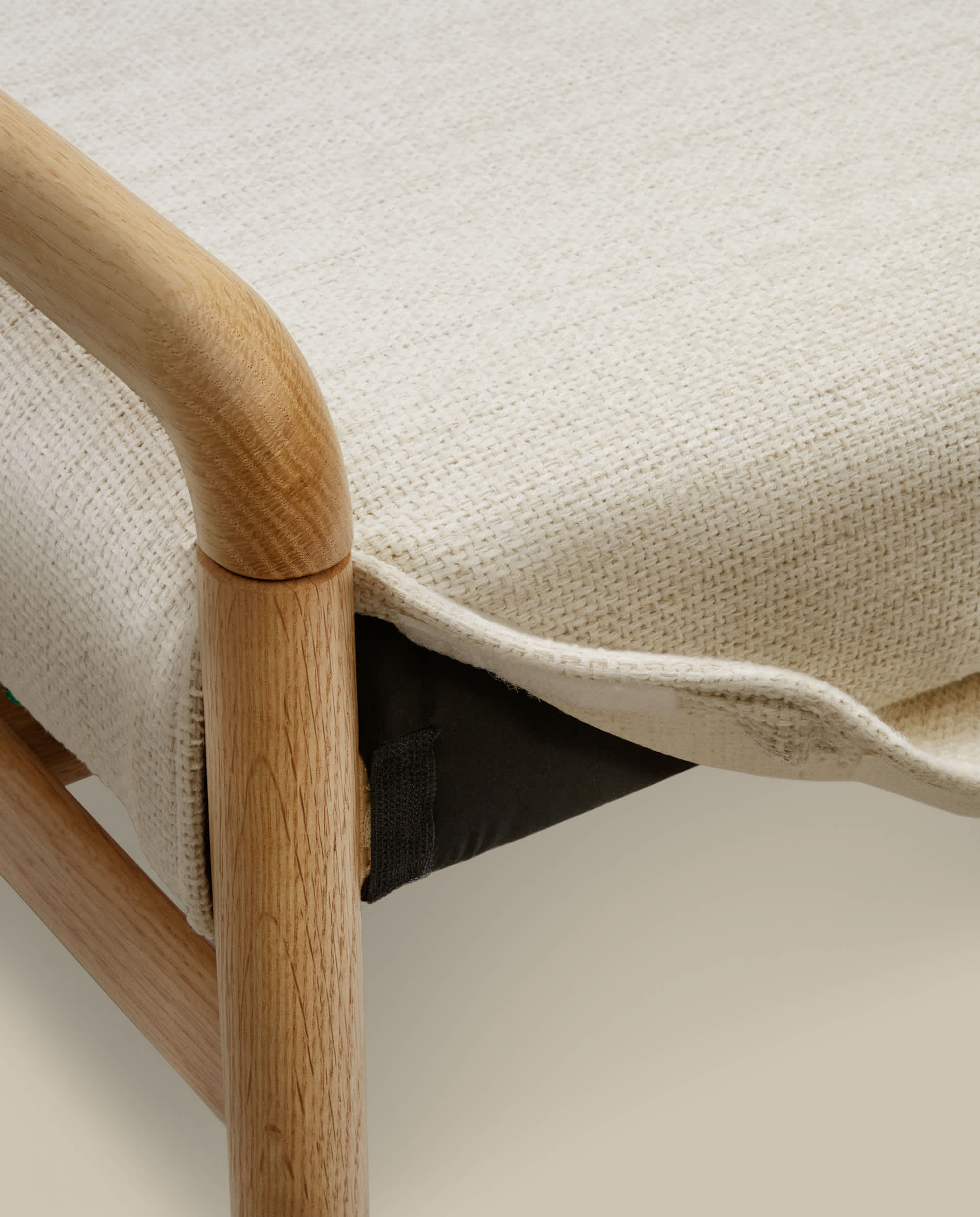 Macaret bench with removable cover solid oak wood with natural finish 120 cm FSC Mix Credit