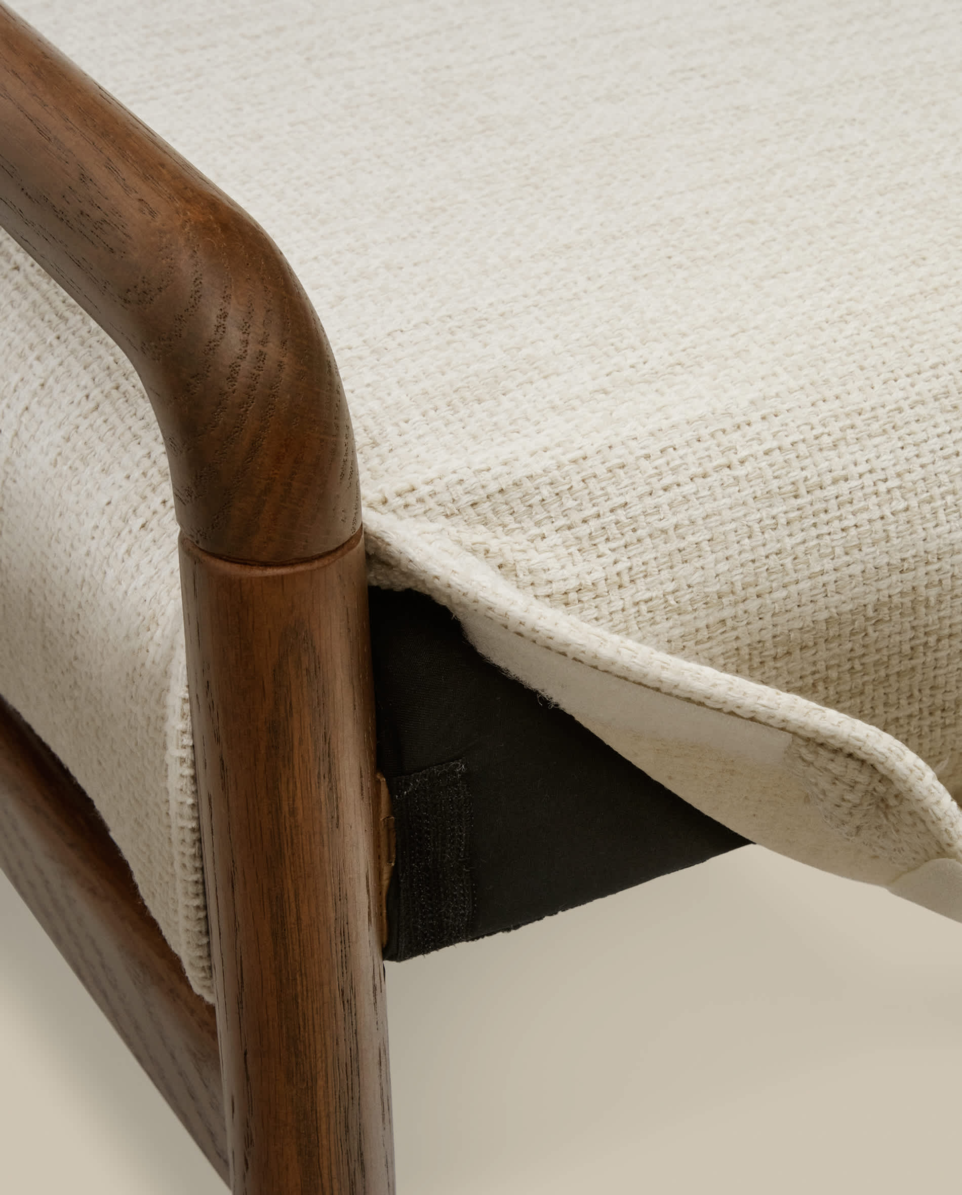 Macaret bench with removable cover solid oak wood with walnut finish 120 cm FSC Mix Credit