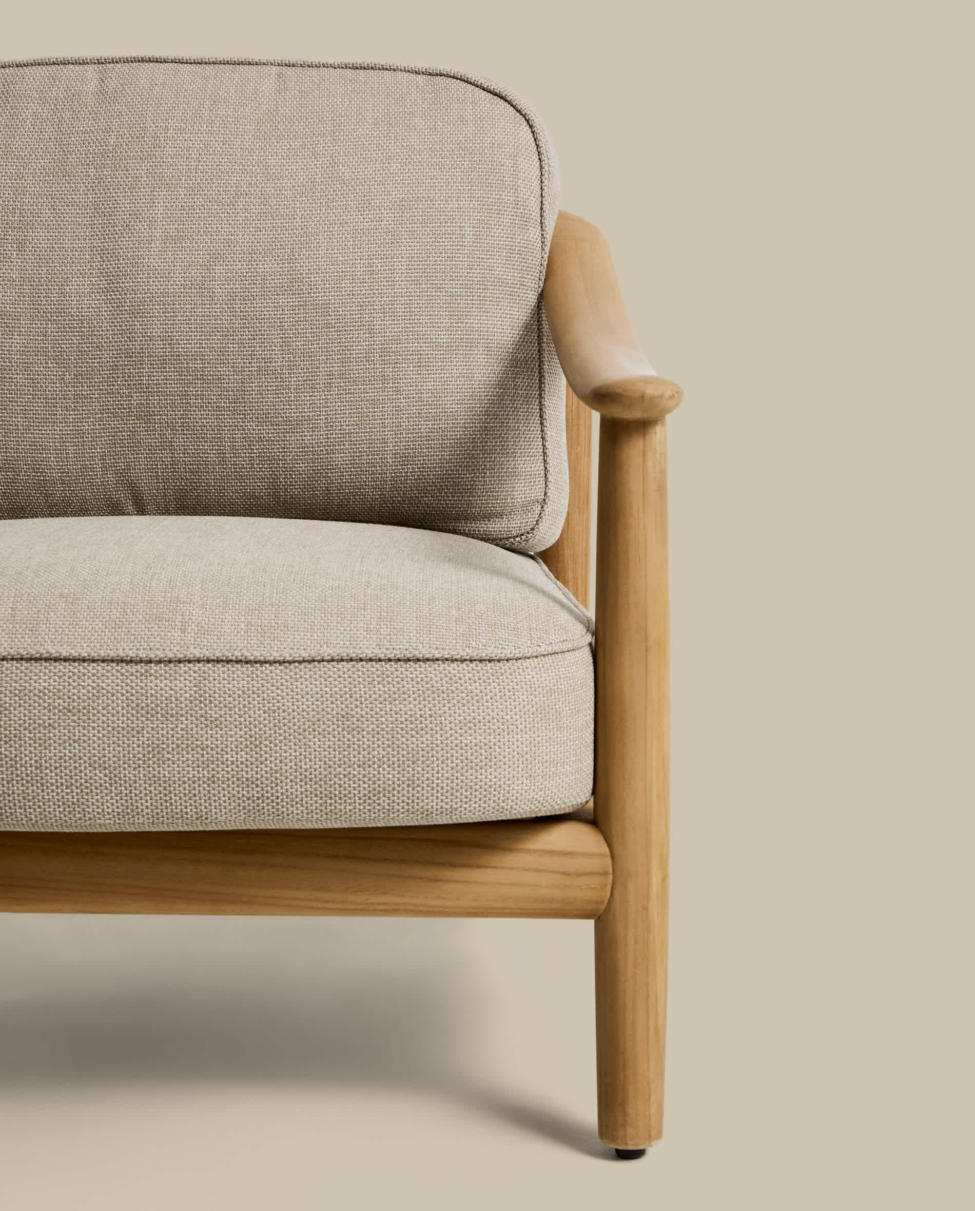 Elunda outdoor armchair in solid teak wood FSC 100%