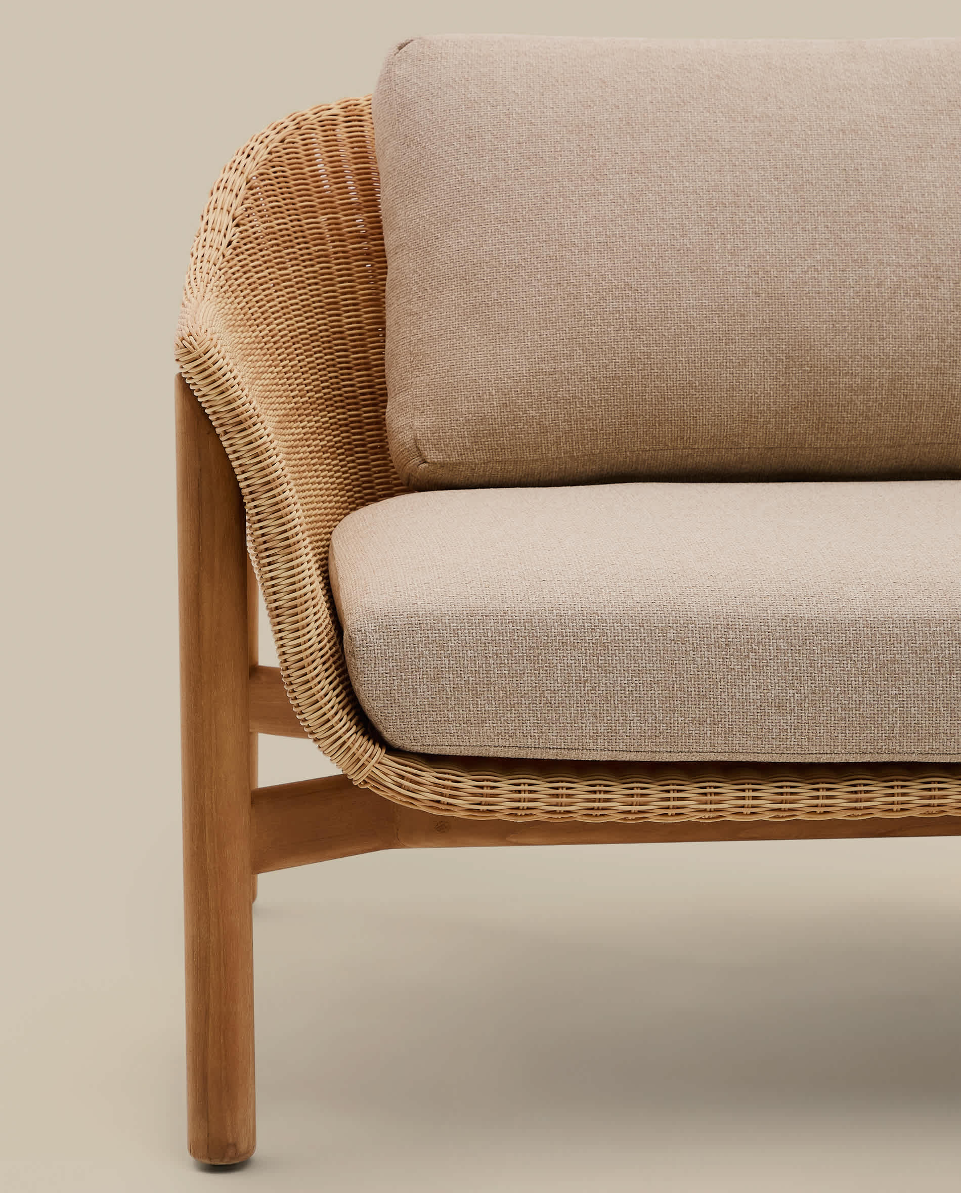 Galea 2-seater sofa in FSC 100% solid teak wood and synthetic rattan 170,5cm