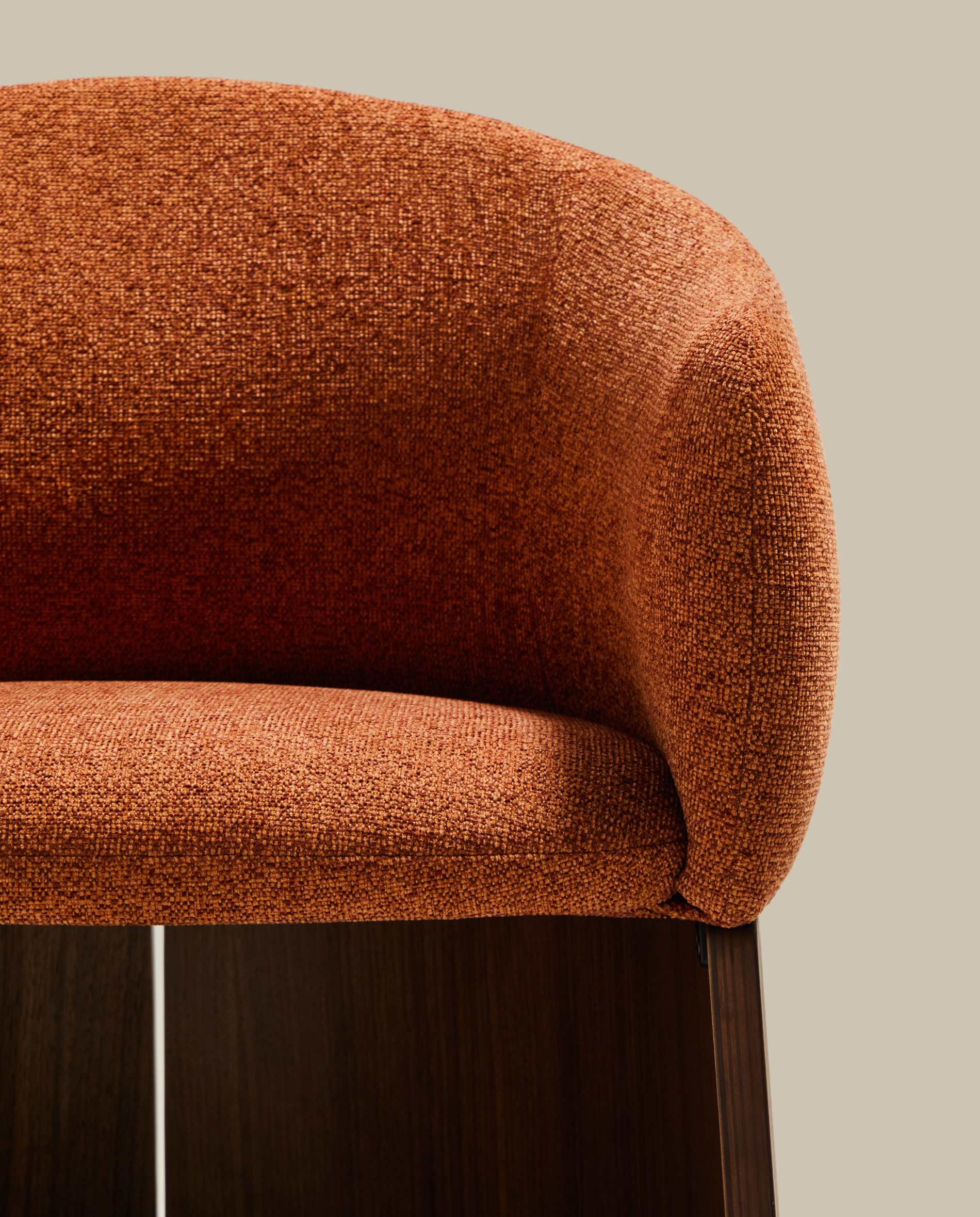 Bosca chair in terracotta chenille and walnut veneer FSC 100%
