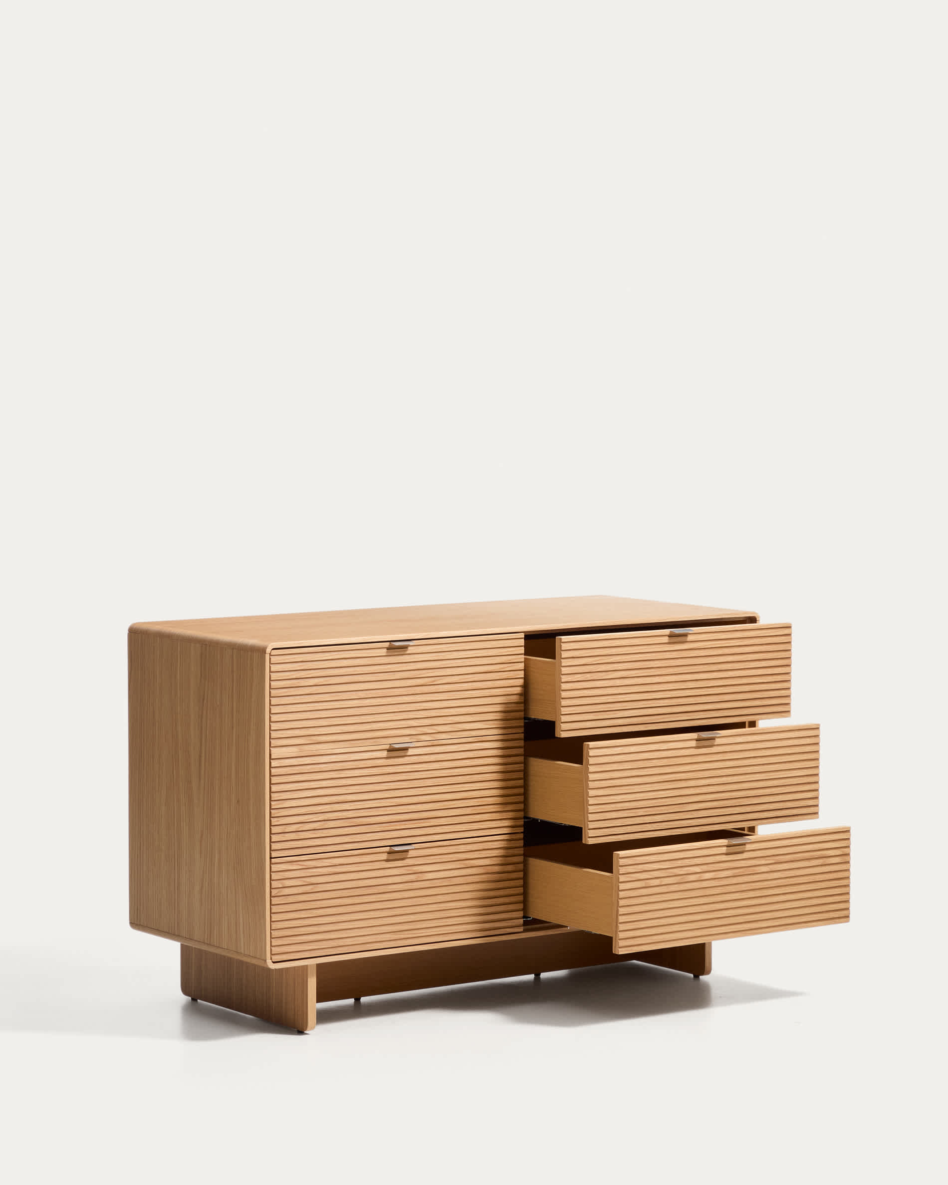 Norlen 6-drawer chest of drawers in oak veneer with natural finish FSC Mix Credit 120 x 75 cm