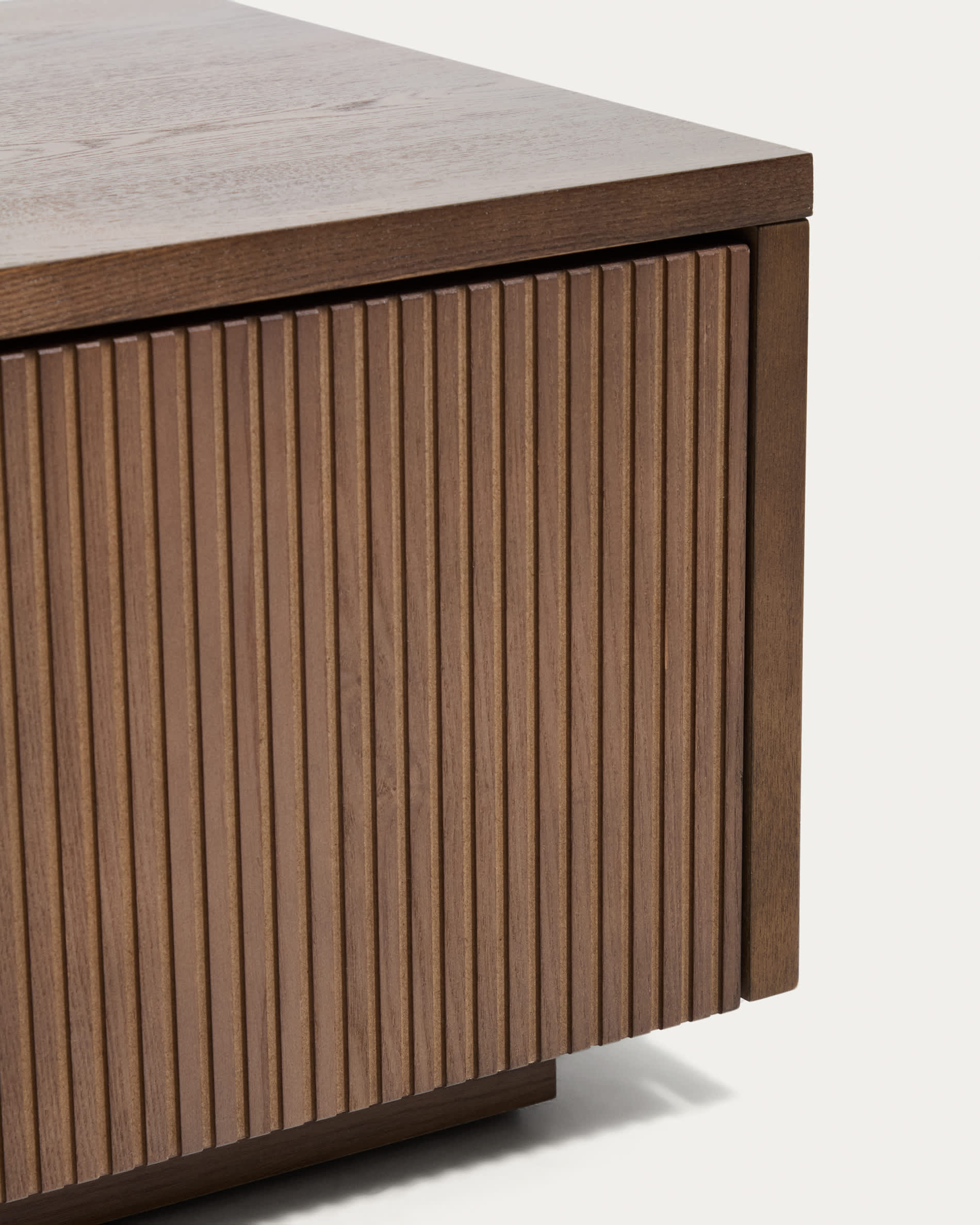 Helvine 4-drawer TV stand in ash veneer with walnut finish 200 x 30cm FSC 100%