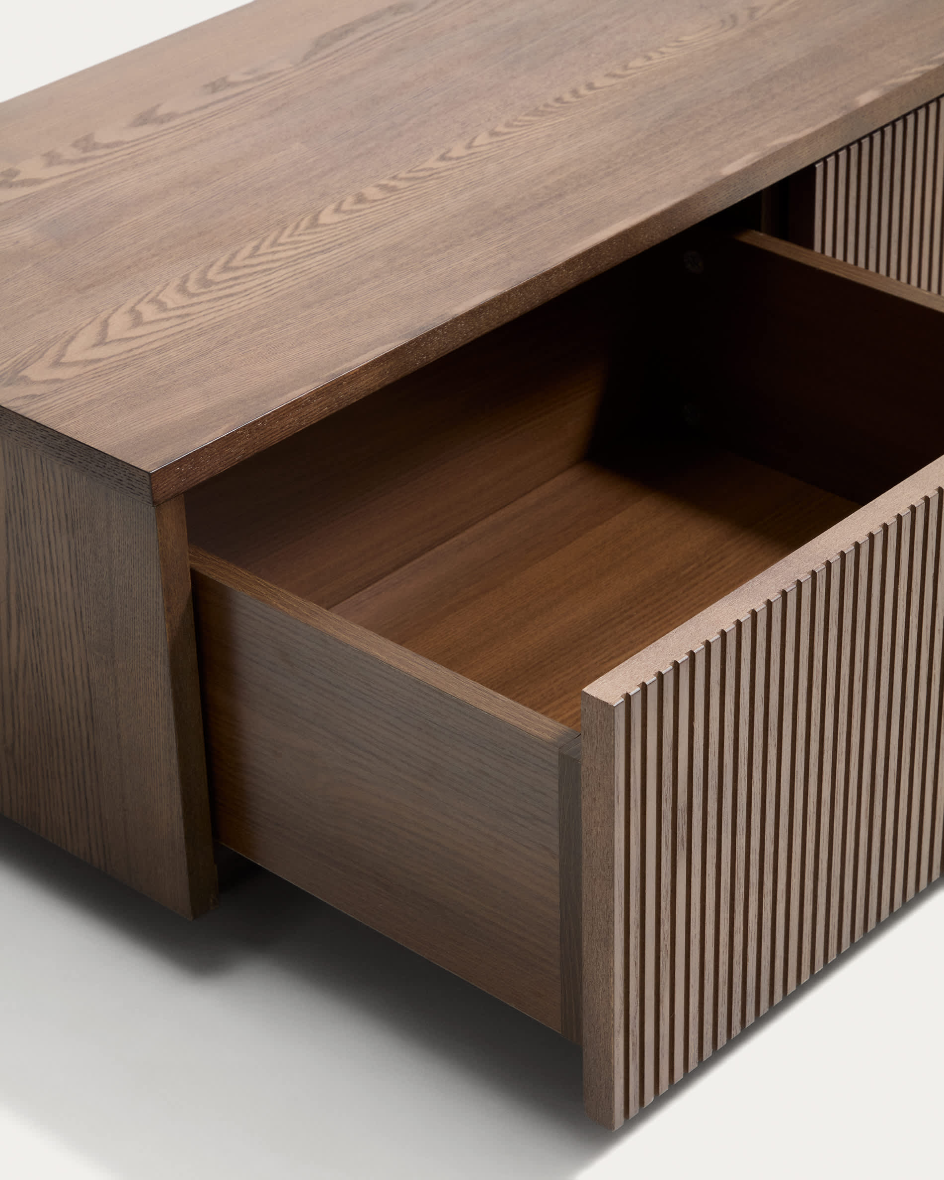Helvine 4-drawer TV stand in ash veneer with walnut finish 200 x 30cm FSC 100%