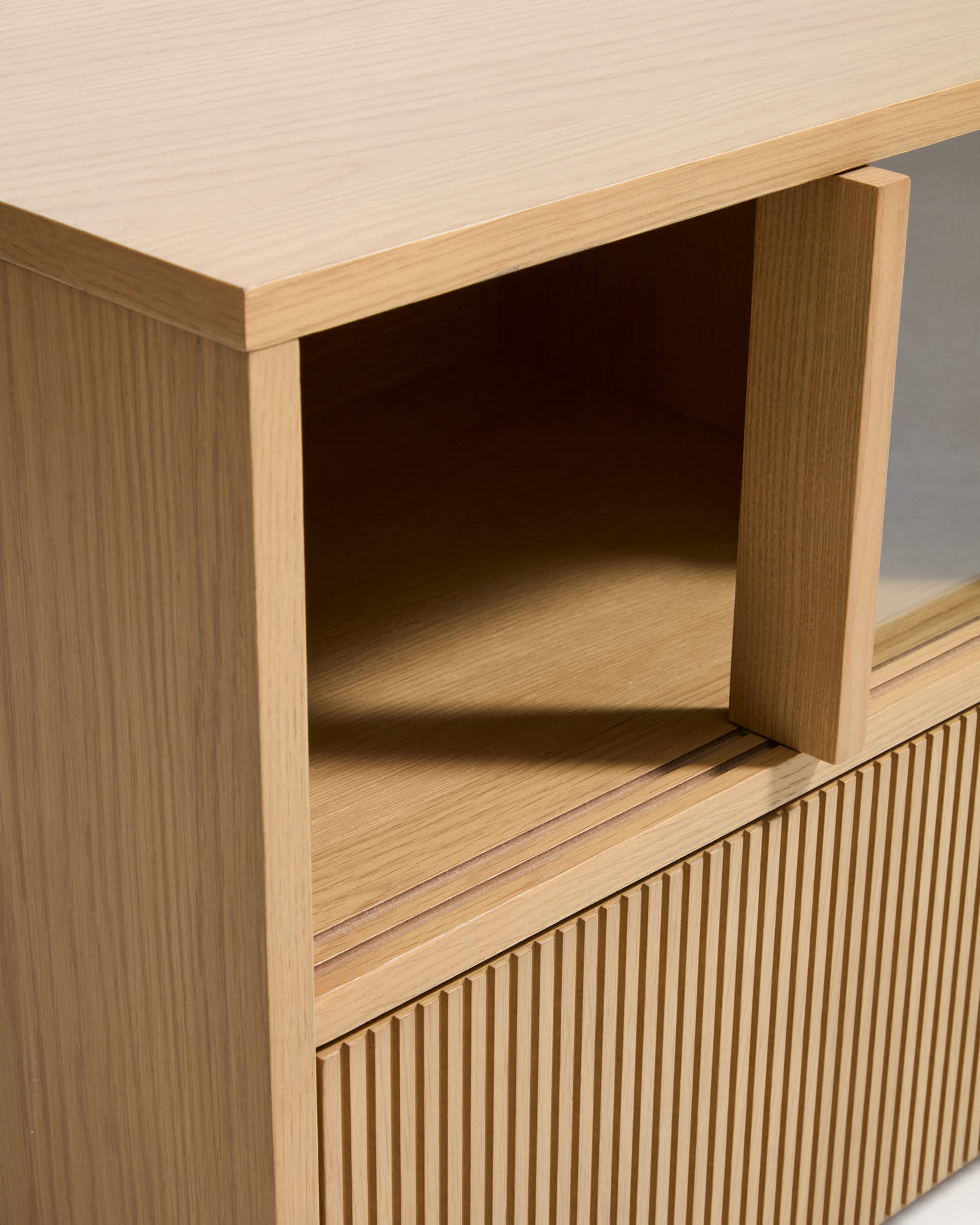 Helvine 5-door, 3-drawer TV stand in oak veneer and tempered glass 242x53,5cm FSC 100%