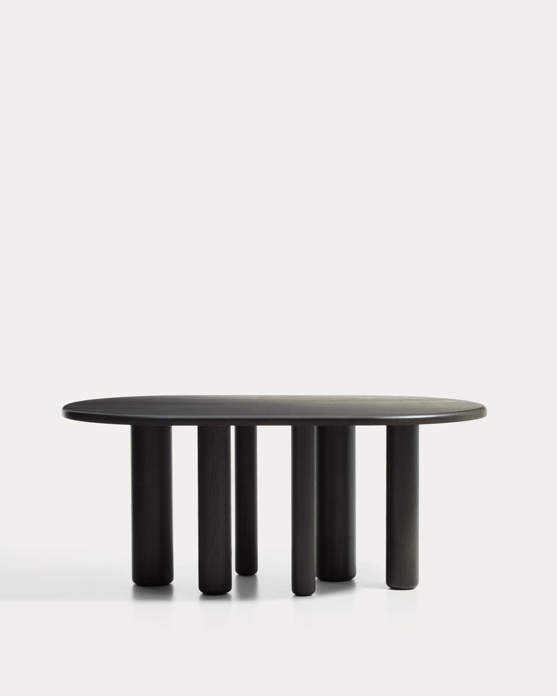 Mailen oval table in ash wood veneer with dark finish, Ø 180 x 105 cm