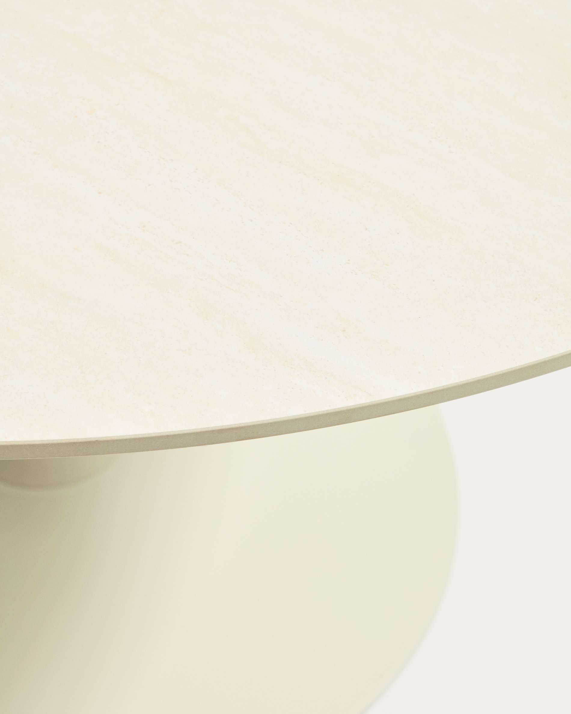 Round Vedira table in ecru ceramic and beige steel Ø120 cm