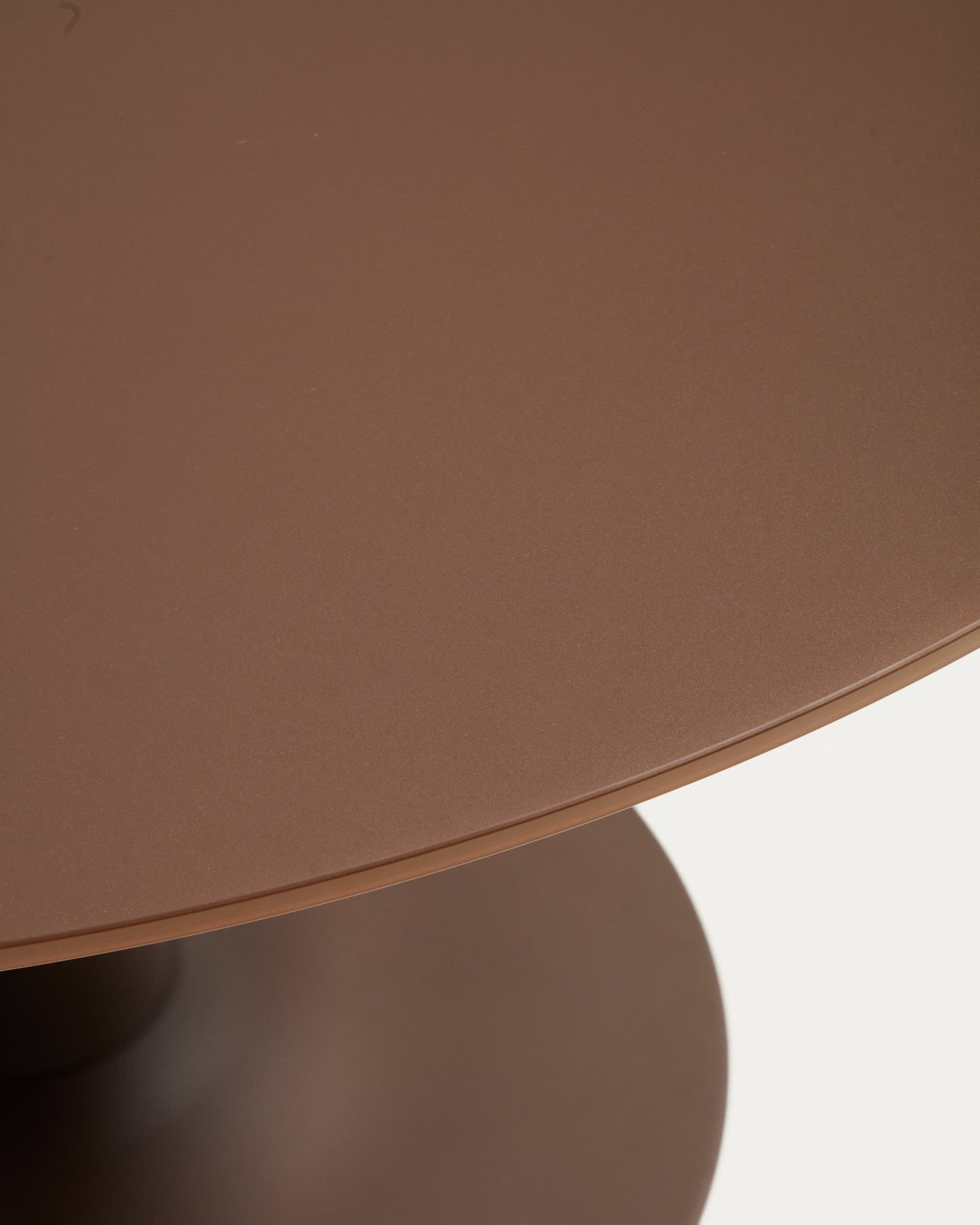 Round Vedira table in glass and brown steel Ø120 cm