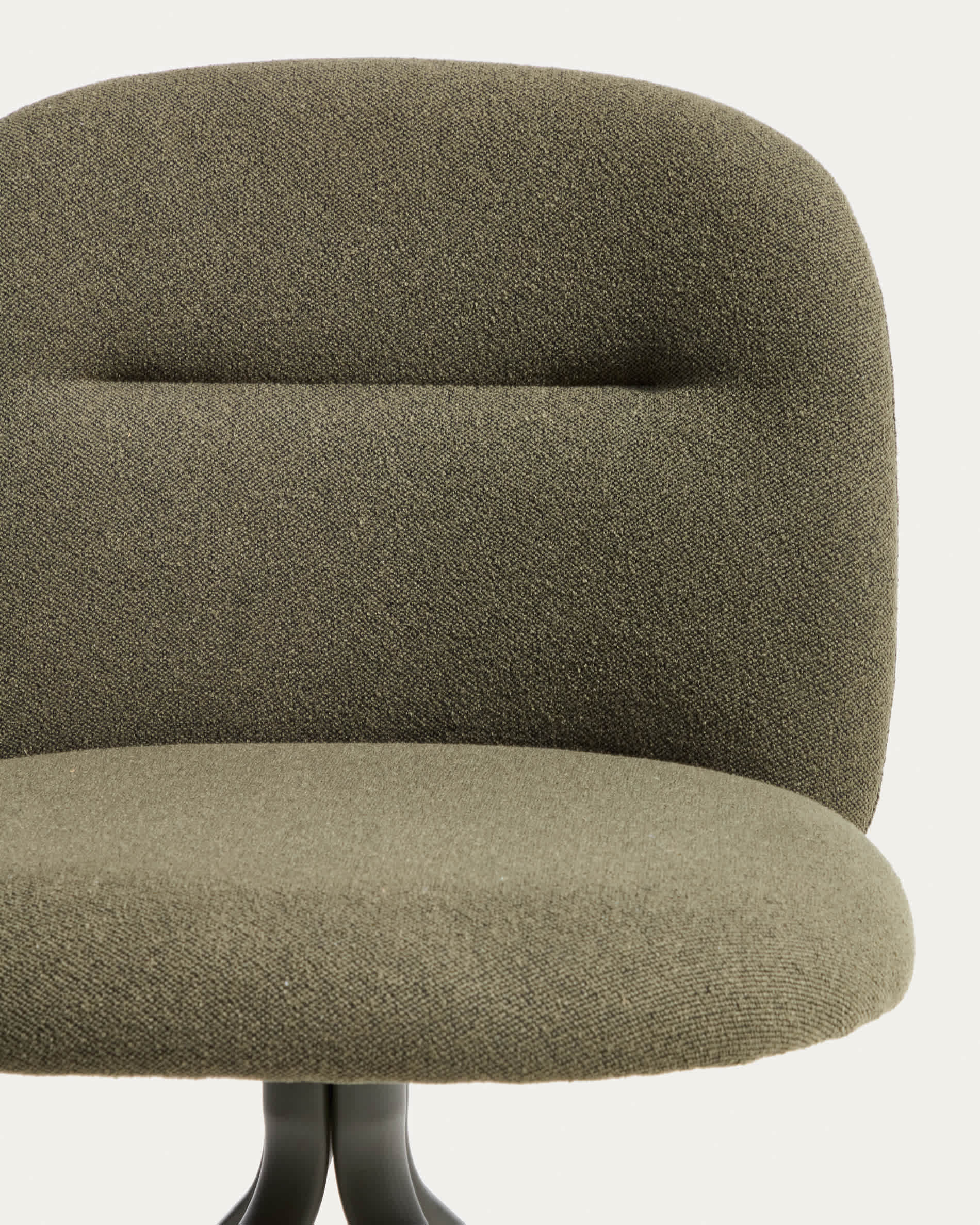 Arino green chenille swivel chair with green metal legs FSC 100%