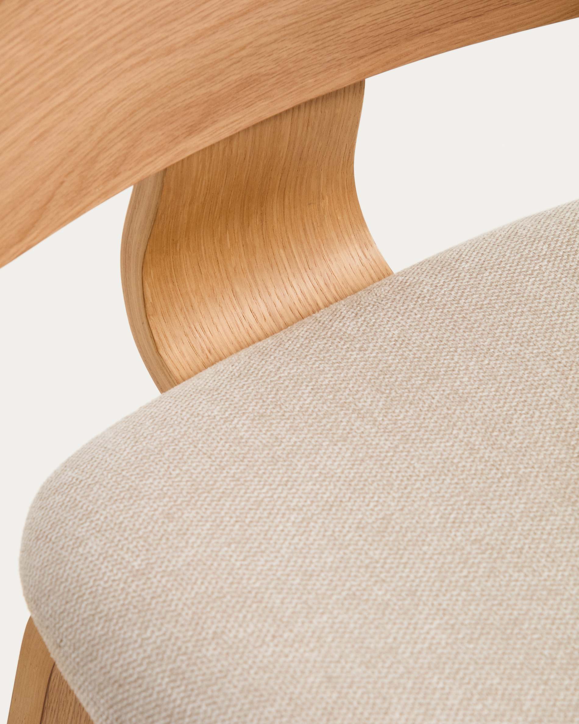 Gena stool in oak veneer and beige chenille 65cm