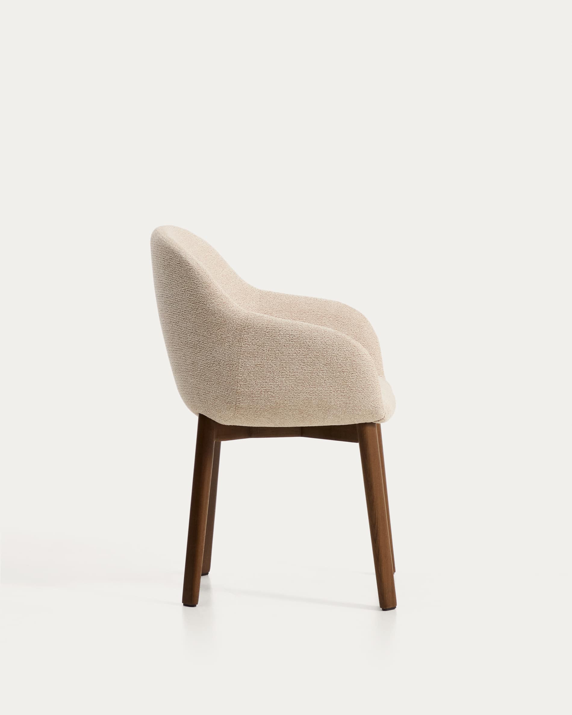 Meila chair with armrests in beige chenille with legs in solid ash wood with walnut finish