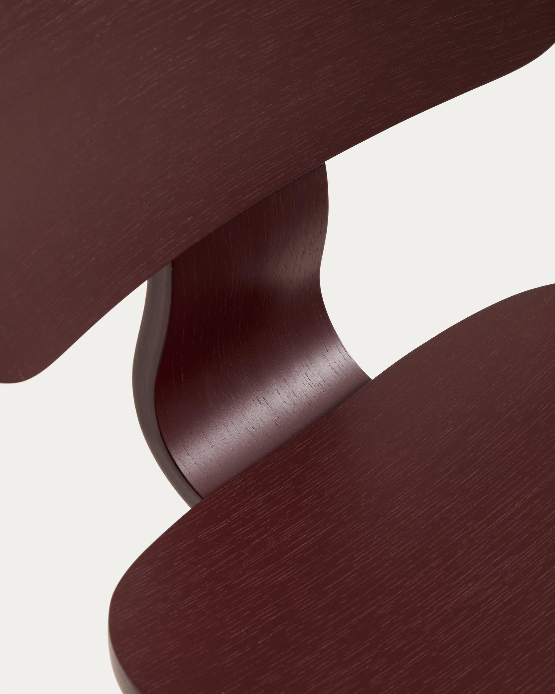 Gena chair in oak veneer with burgundy finish