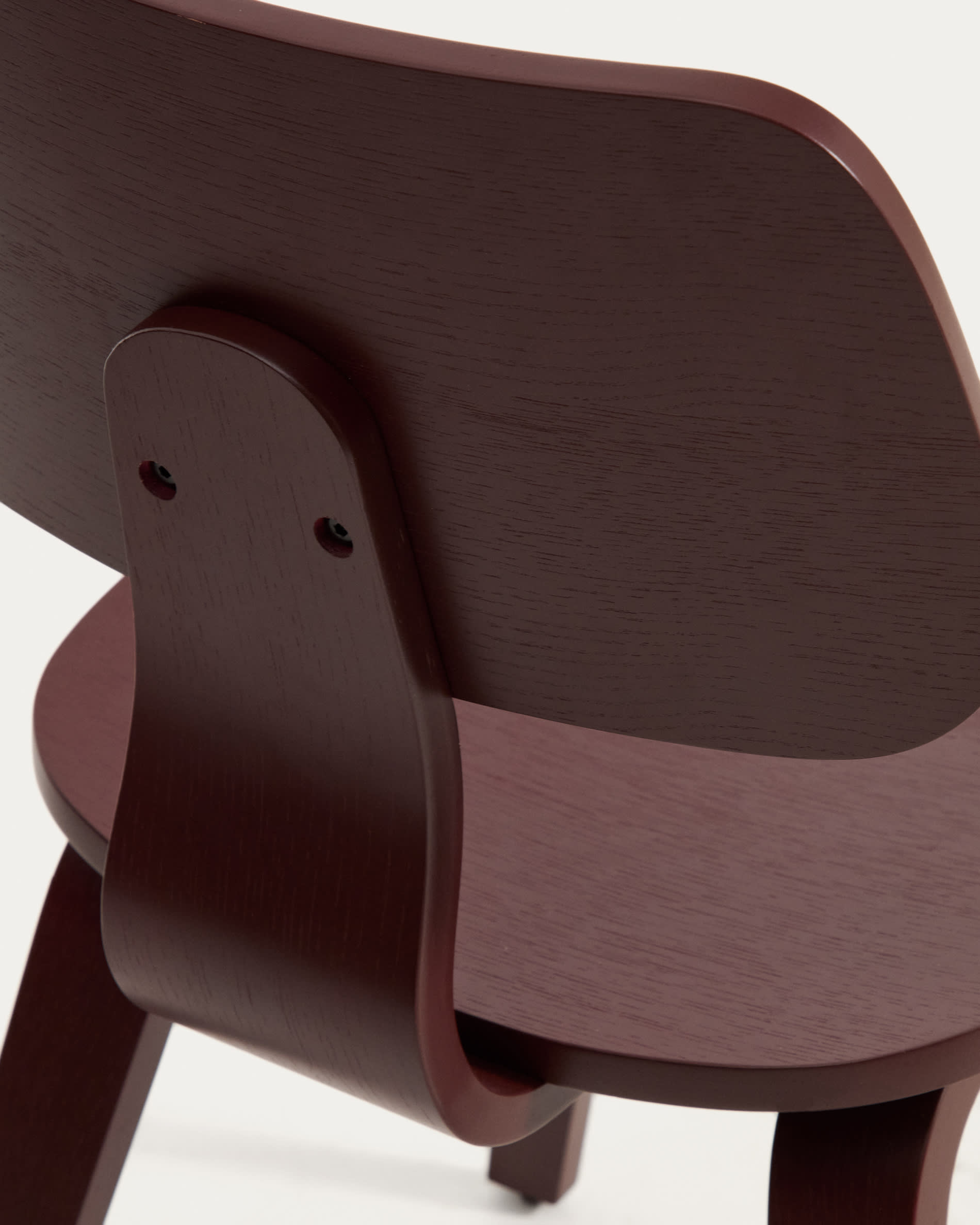 Gena chair in oak veneer with burgundy finish