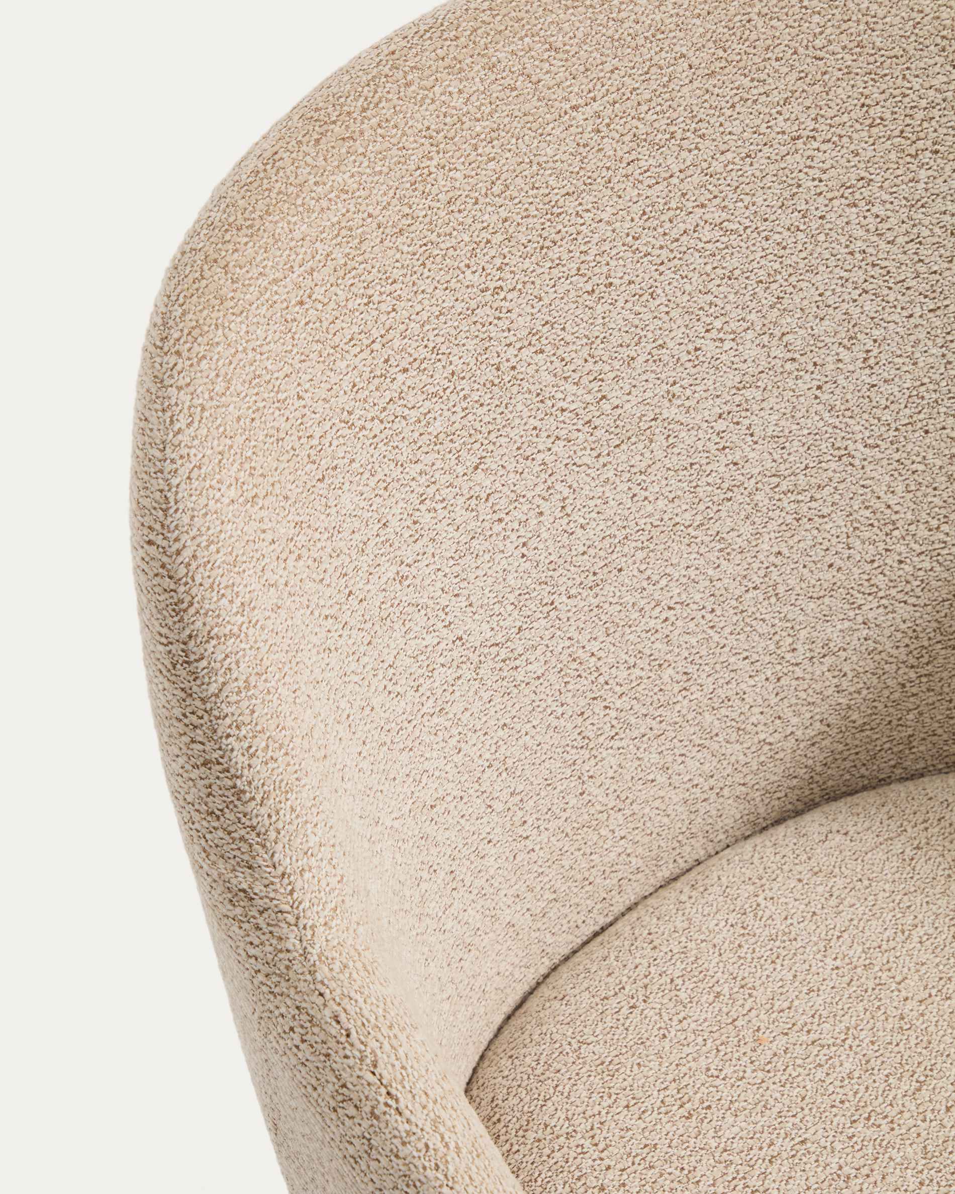 Meila chair with armrests in beige chenille with legs in solid ash wood with walnut finish