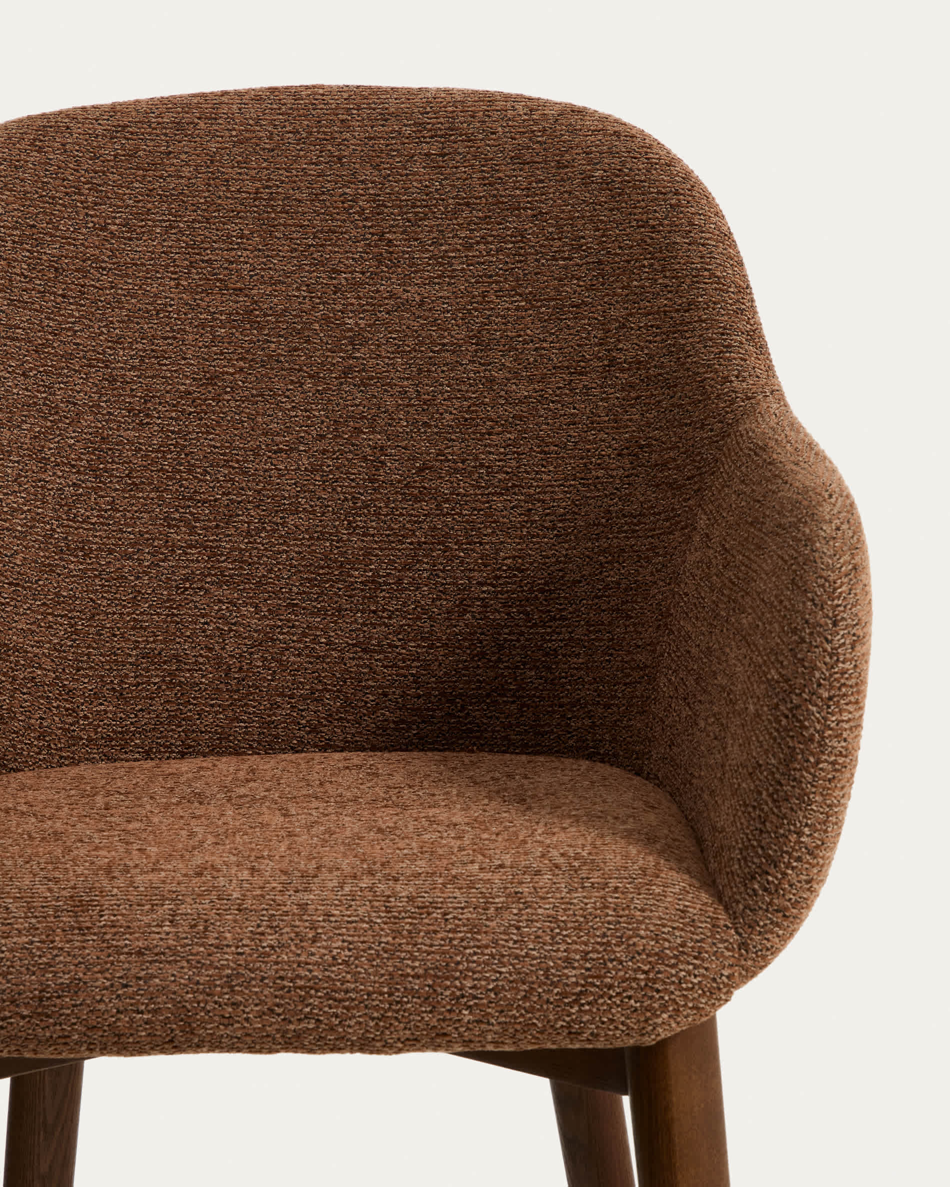 Meila chair with armrests in terracotta chenille with legs in solid ash wood with walnut finish