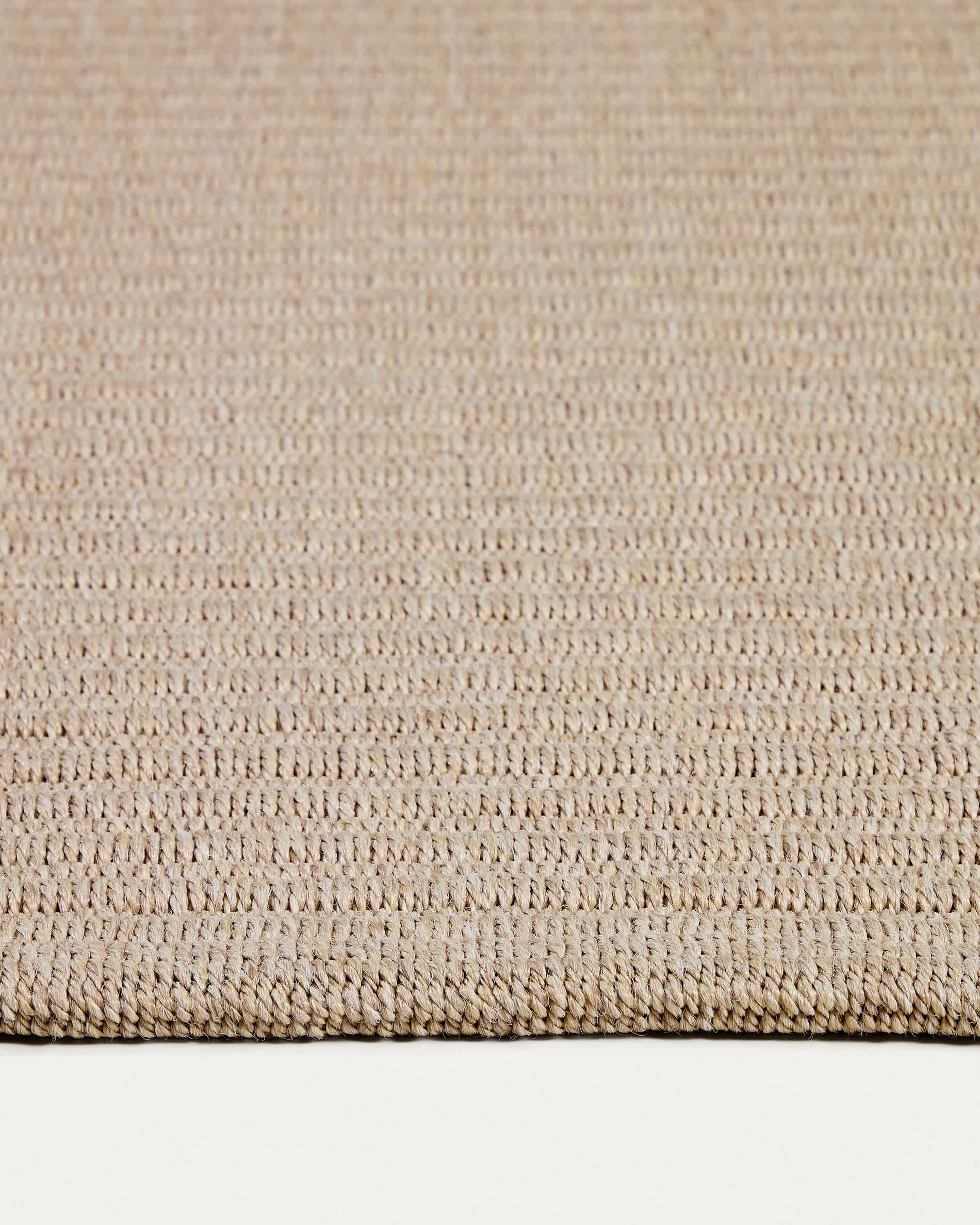 Ardelia ecru synthetic fibre rug 200 x 300cm