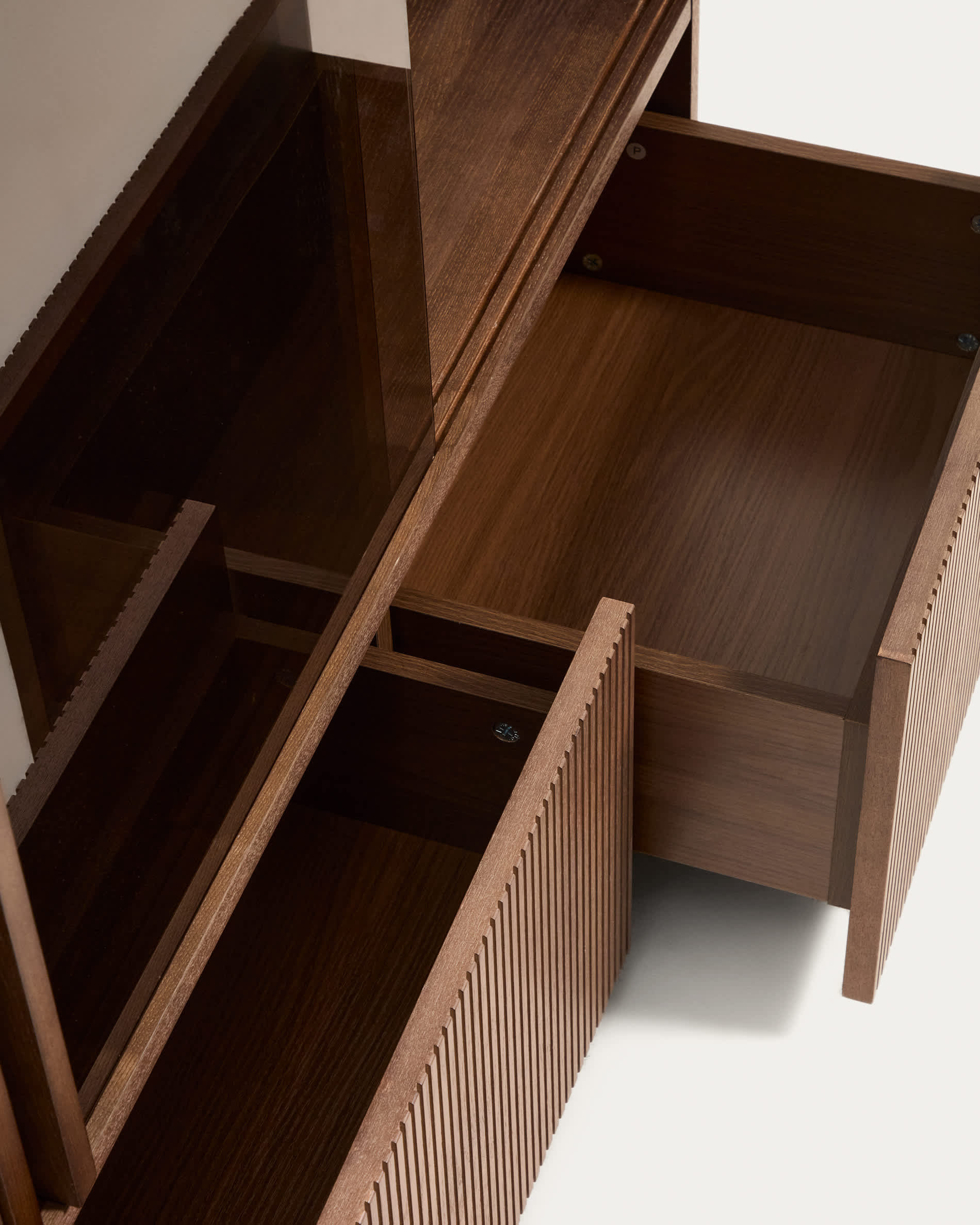 Helvine 4-door, 2-drawer display cabinet in ash veneer with walnut finish and tempered glass 100 x 174cm FSC 100%