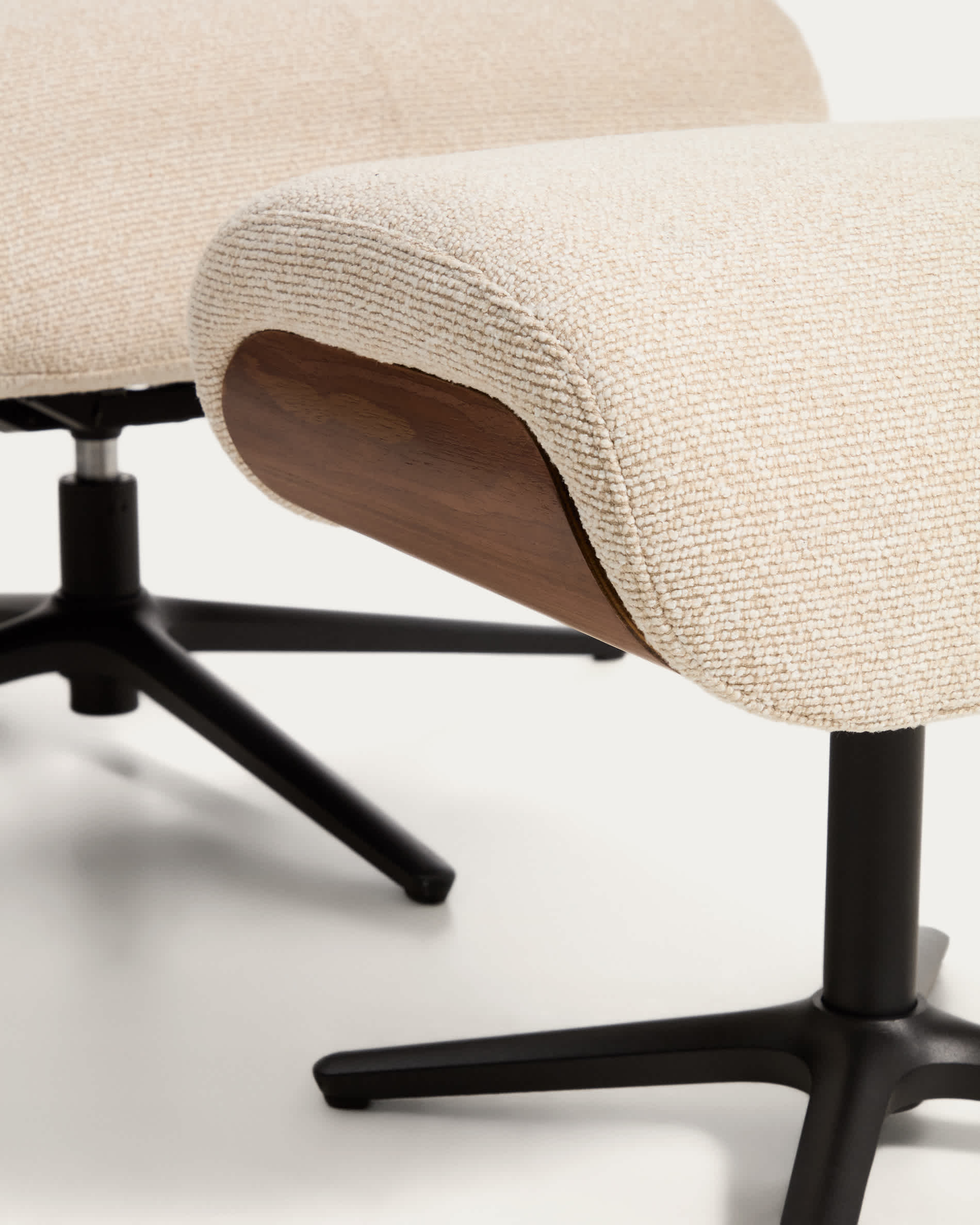 Toriel beige micro bouclé reclining swivel armchair with footrest and black-finish aluminium legs FSC Mix Credit