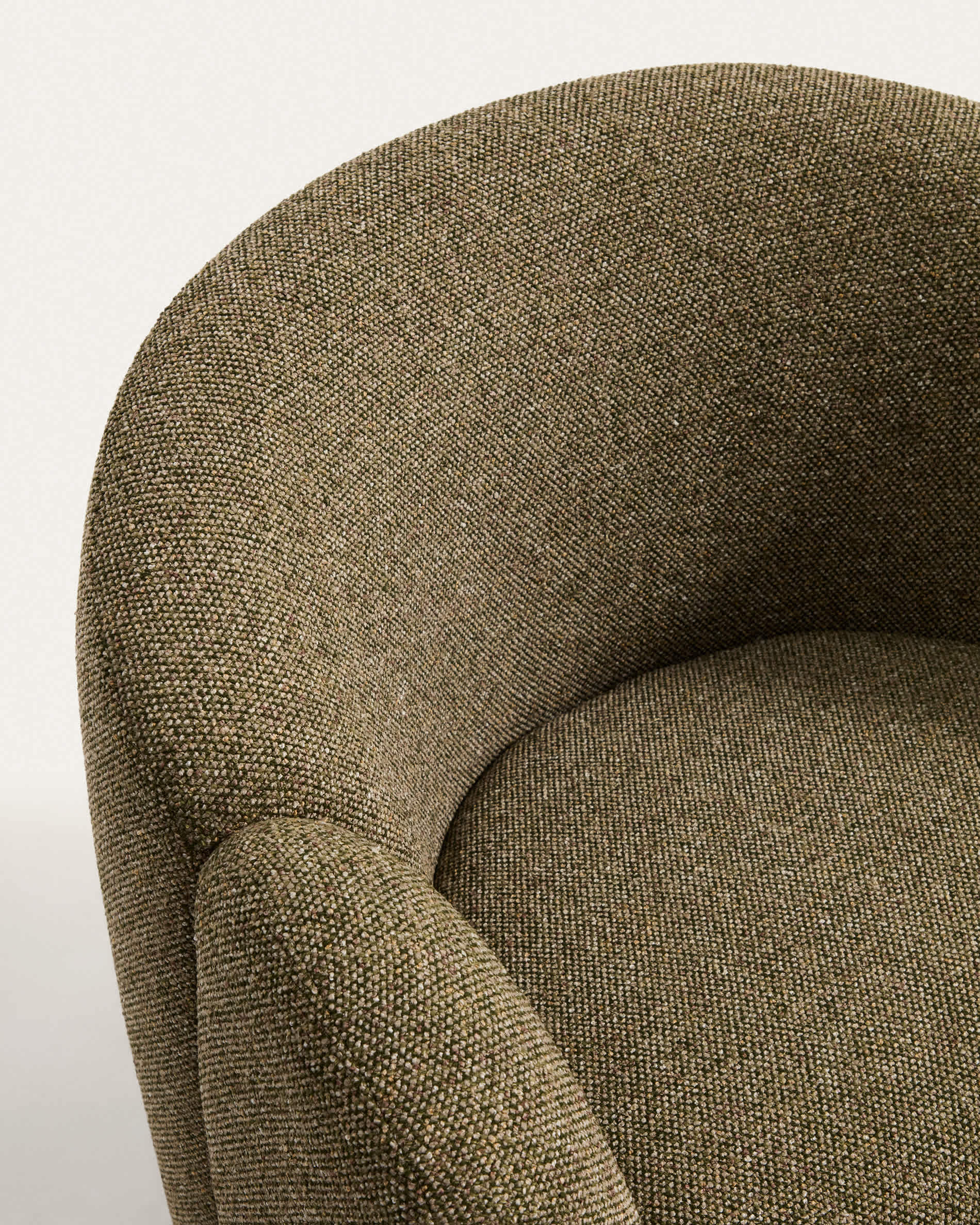 Corvena armchair in olive green chenille FSC Mix Credit 85 cm
