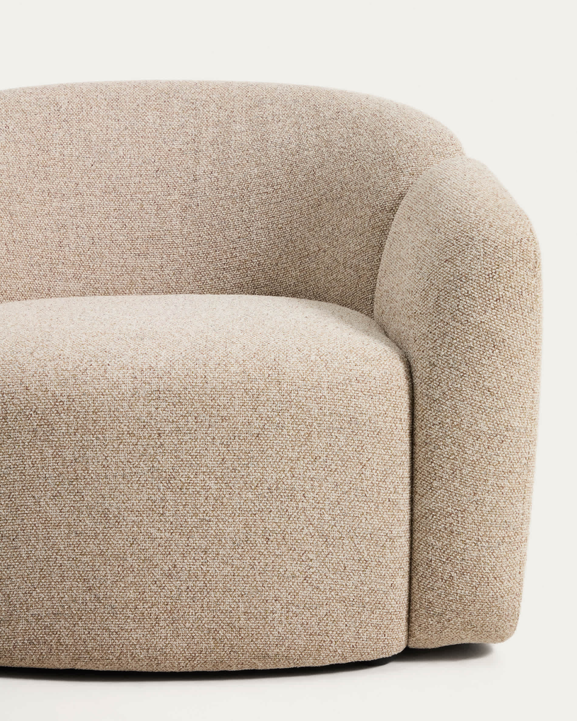 Corvena armchair in beige chenille FSC Mix Credit 98 cm