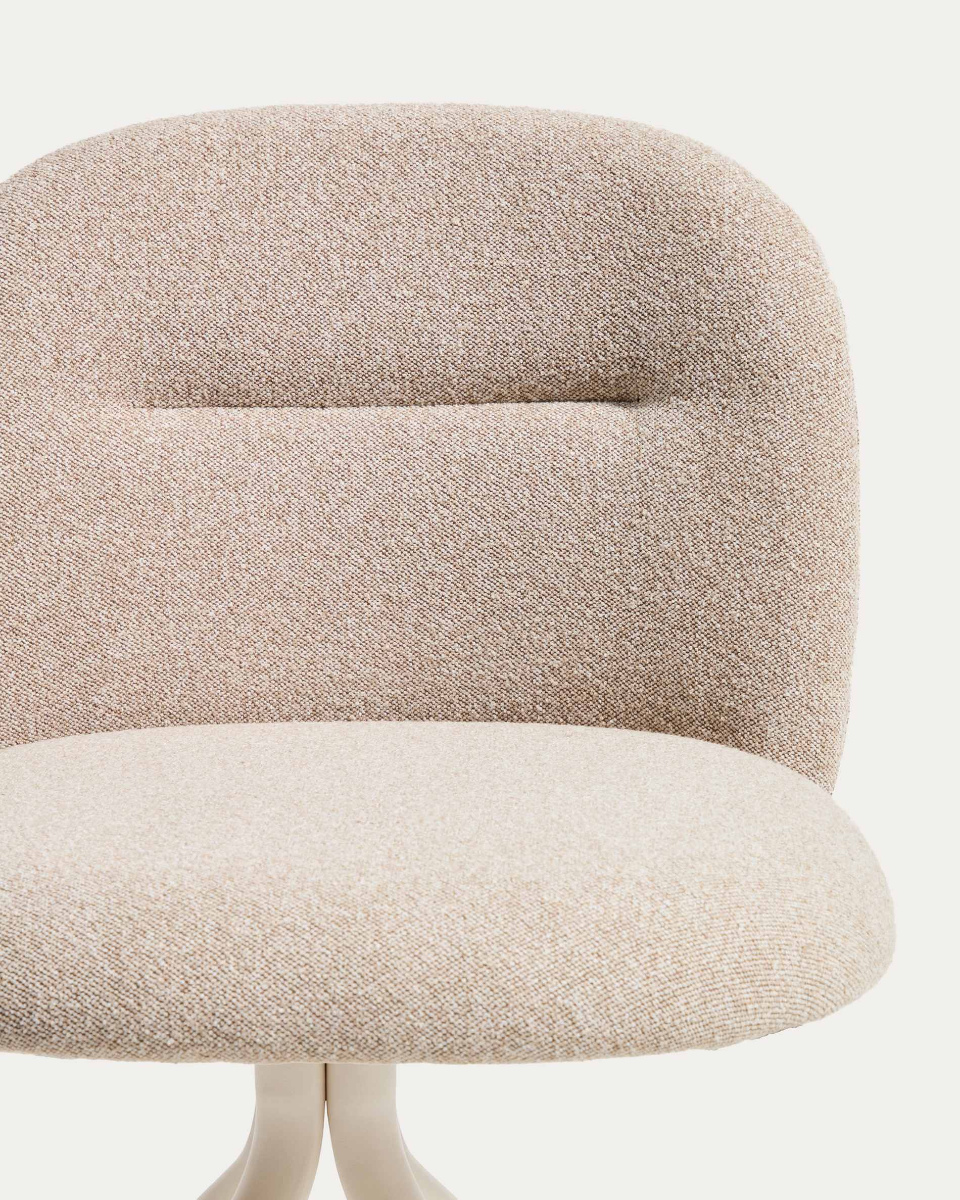 Arino beige chenille swivel chair with beige metal legs FSC 100%