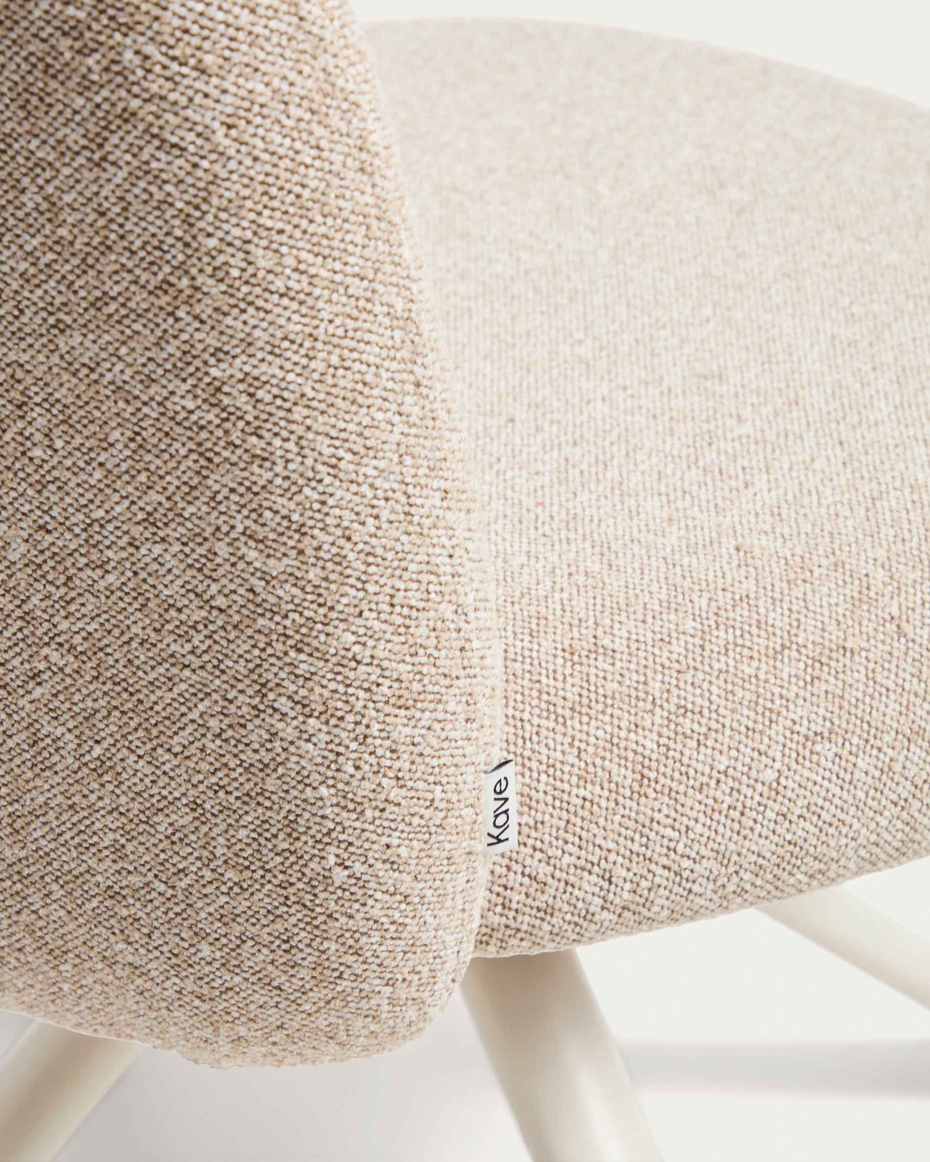 Arino beige chenille swivel chair with beige metal legs FSC 100%