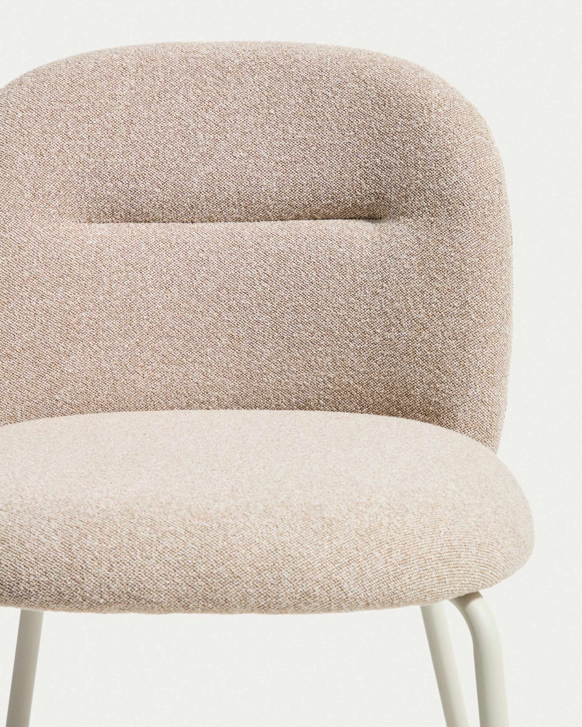 Arino beige chenille chair with beige metal legs FSC 100%