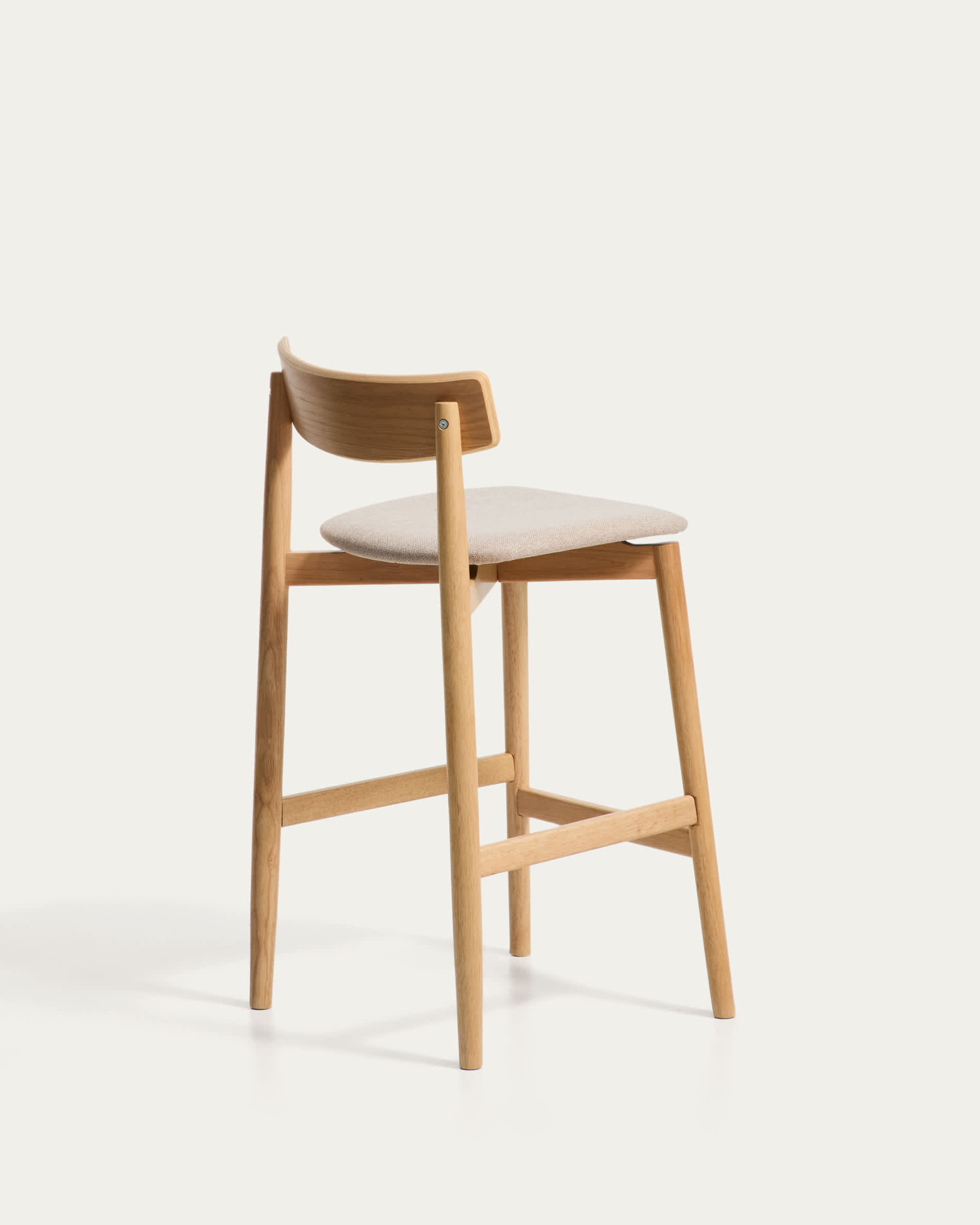 Evera stool with backrest in oak veneer with natural finish and beige chenille 65cm