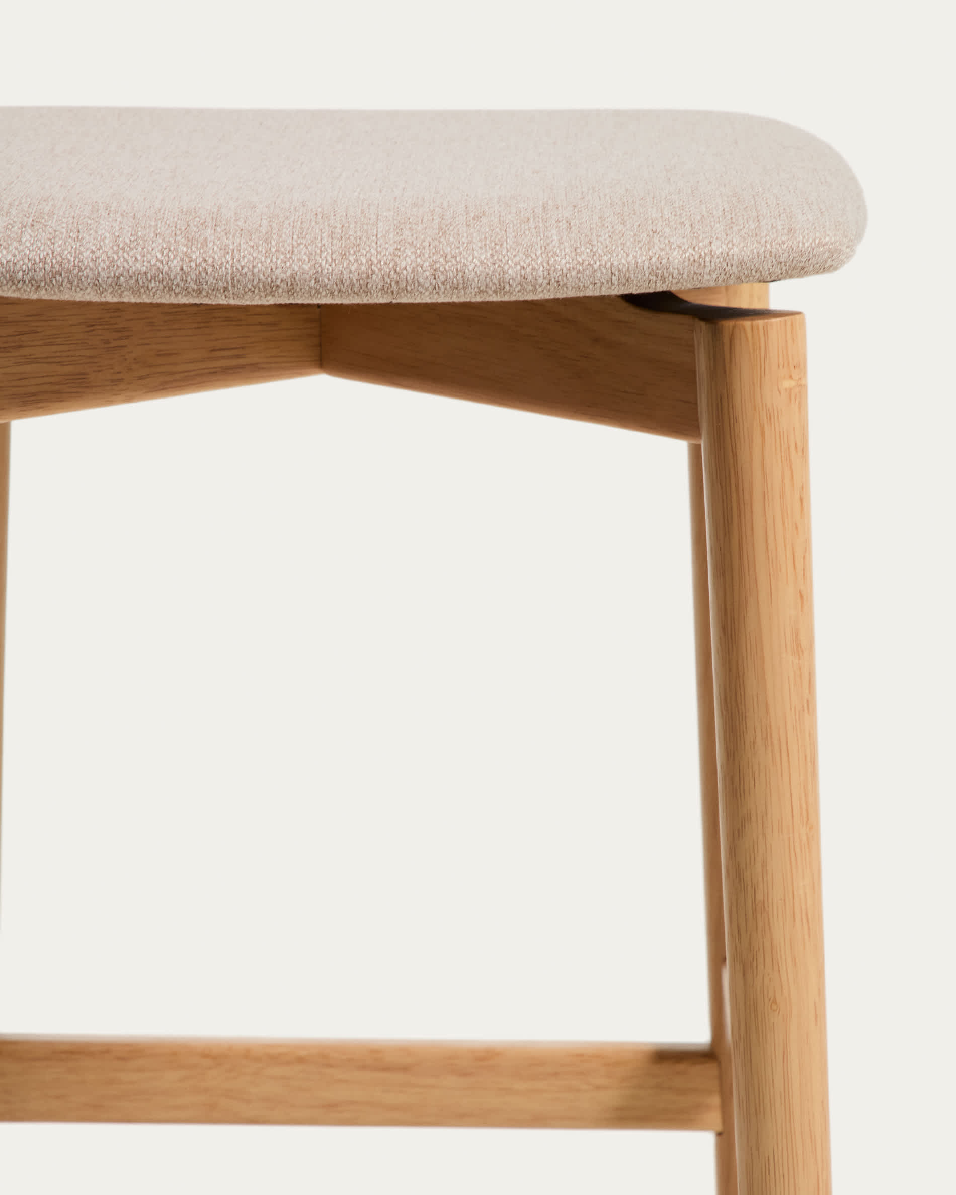 Evera stool in oak veneer with natural finish and beige chenille 65cm
