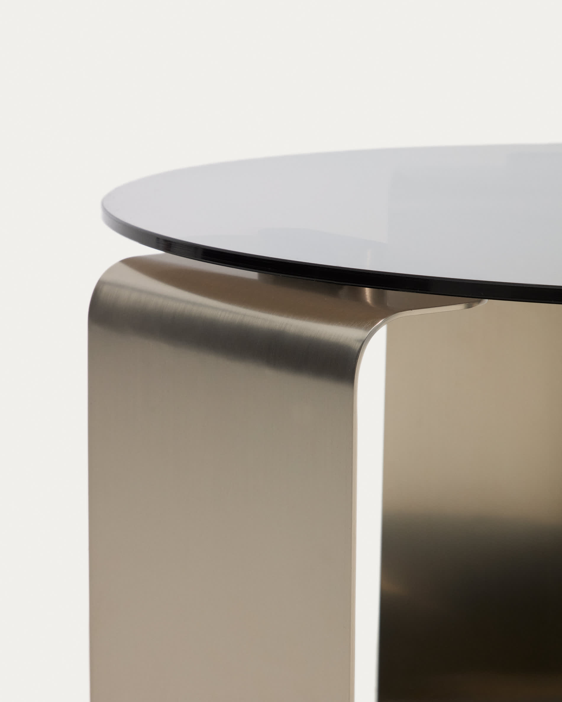 Dolven coffee table in brown glass and brushed steel Ø60cm
