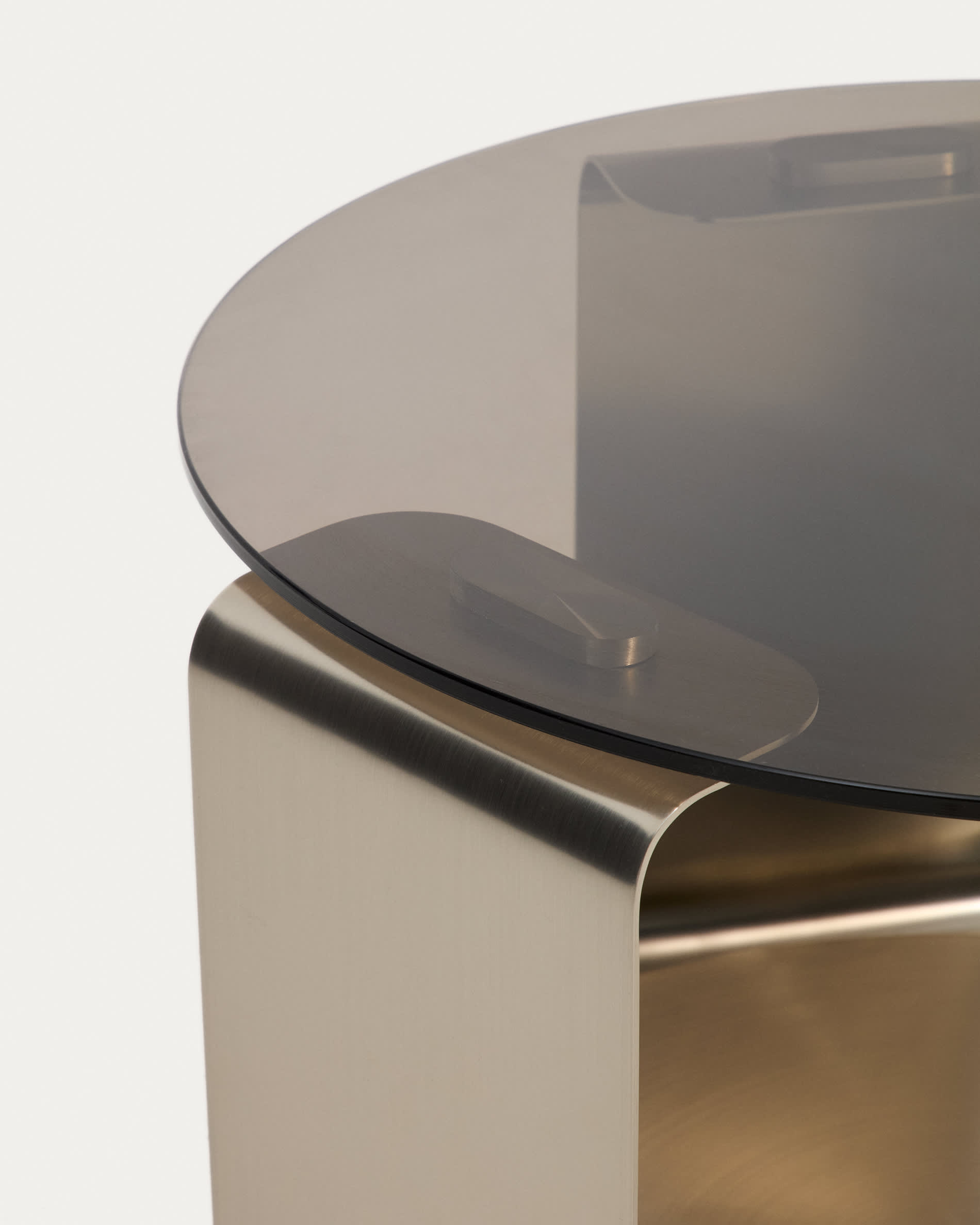 Dolven coffee table in brown glass and brushed steel Ø60cm