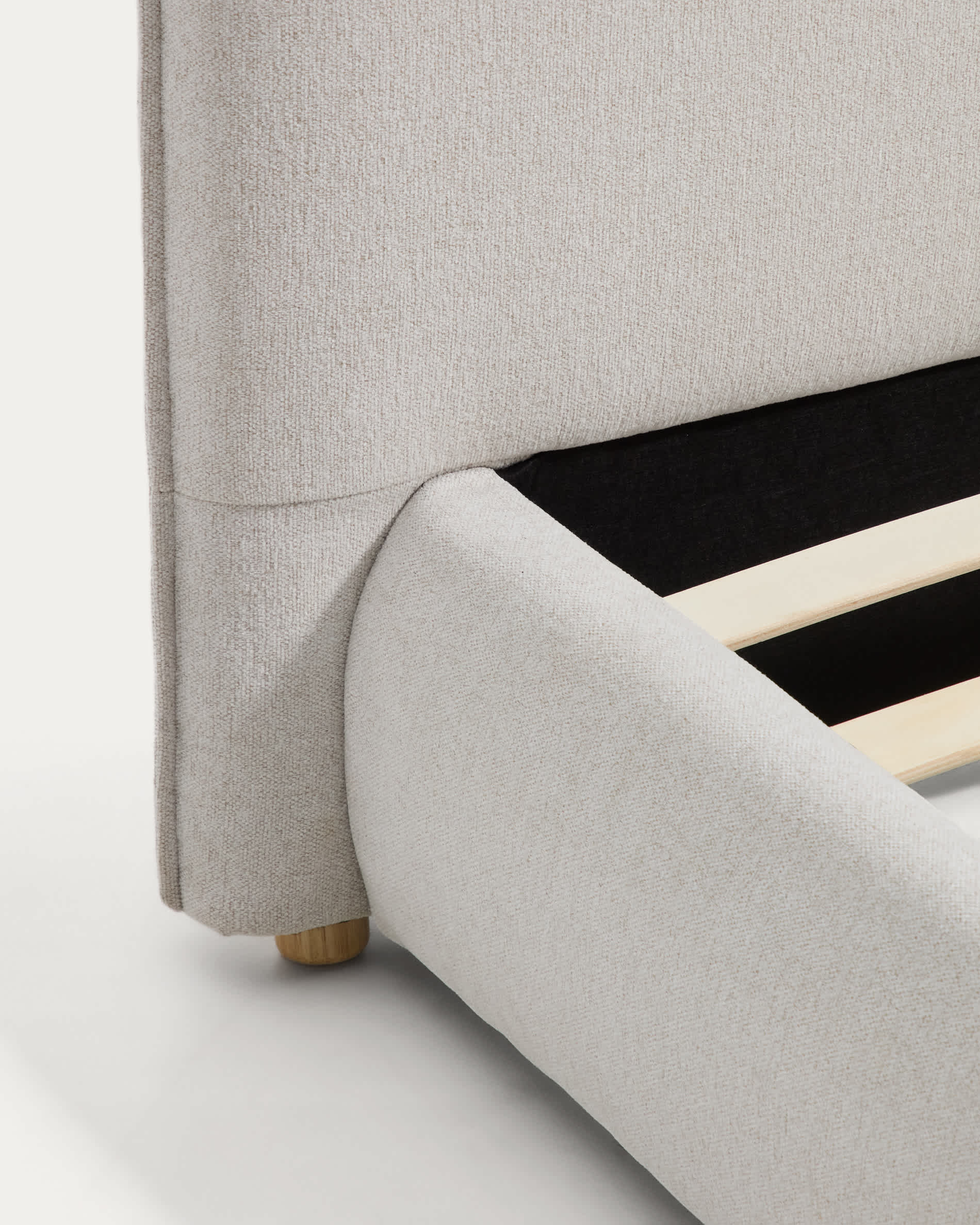 Elerio ecru chenille bed for 90 x 200cm mattress