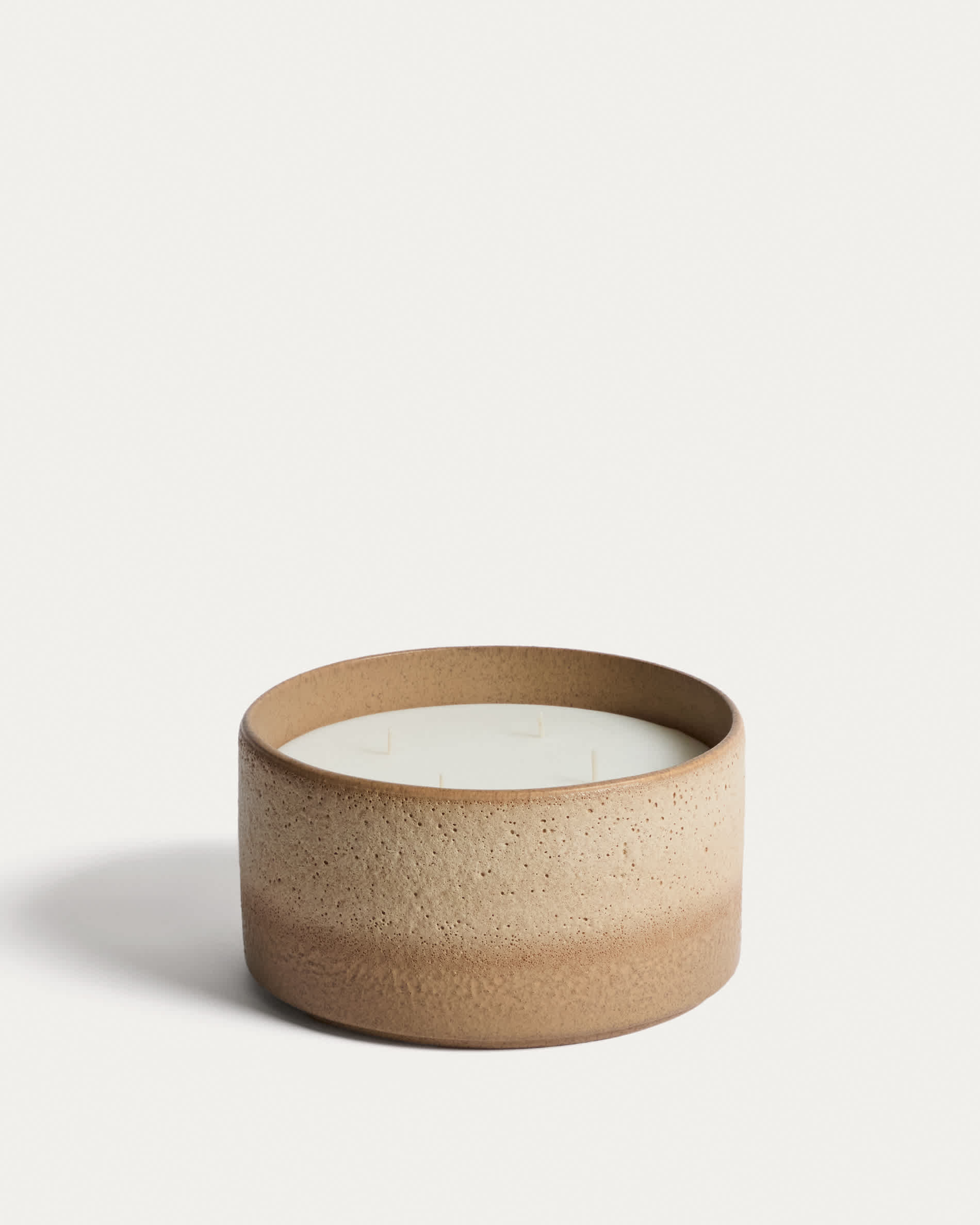 Orial brown ceramic candle Ø18,5 cm