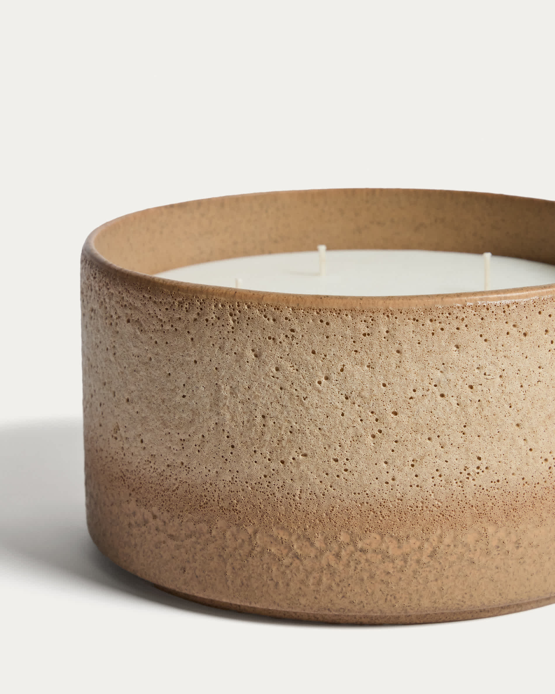 Orial brown ceramic candle Ø18,5 cm