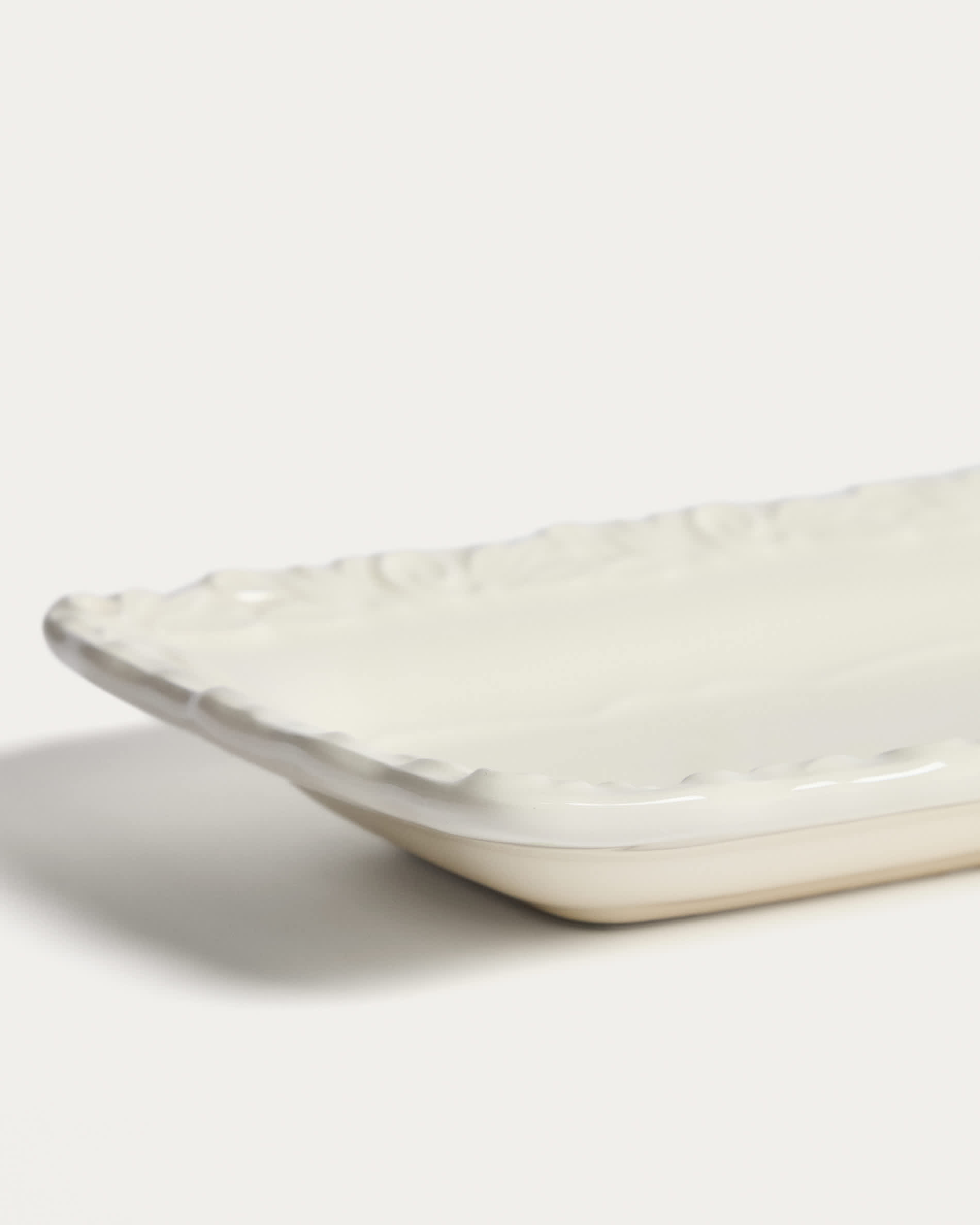 Varla beige ceramic tray