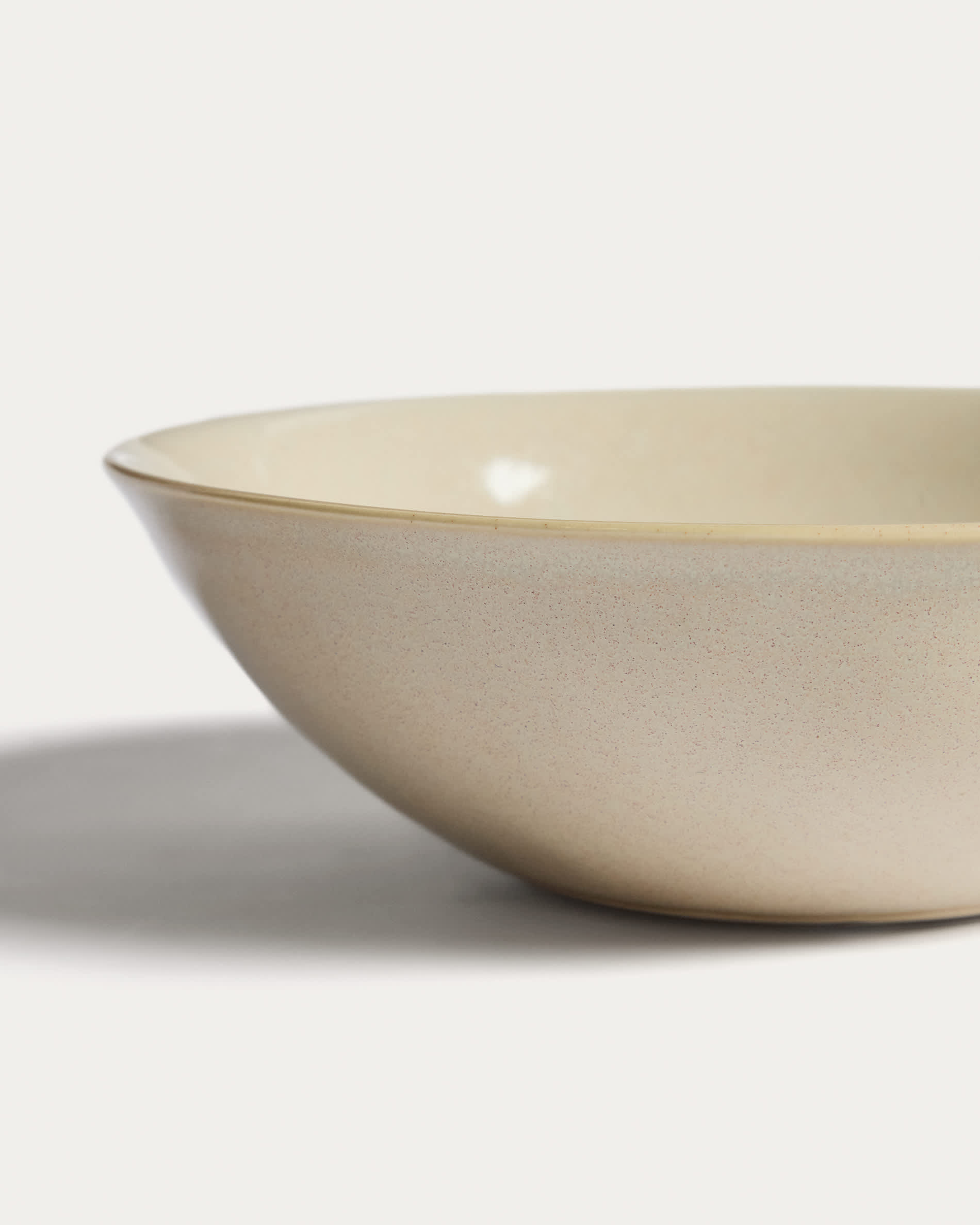 Aderno ivory ceramic soup bowl