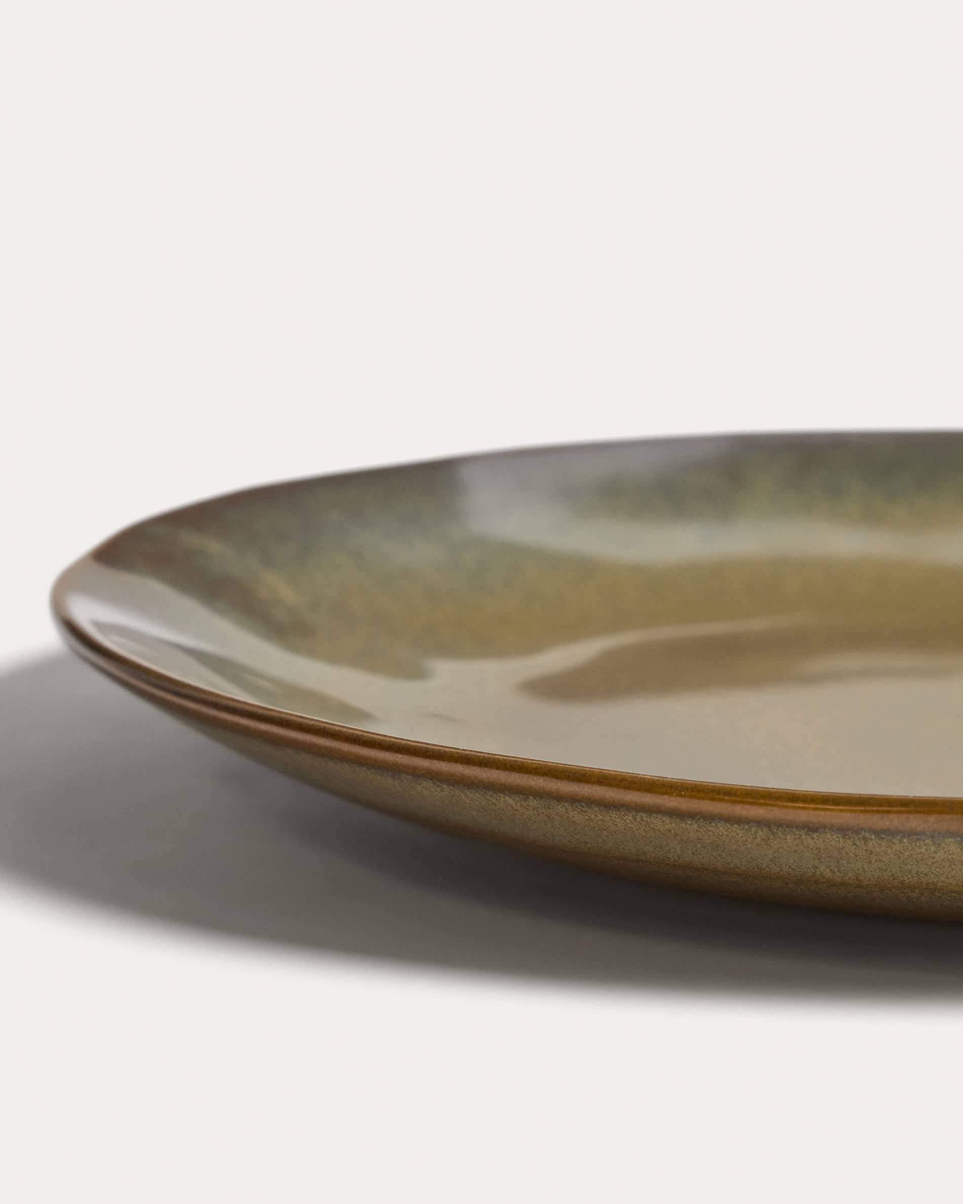 Aderno moss green ceramic plate