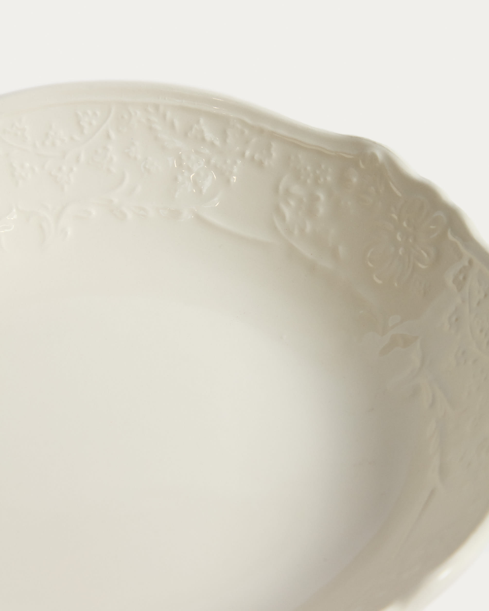 Varla beige ceramic soup bowl