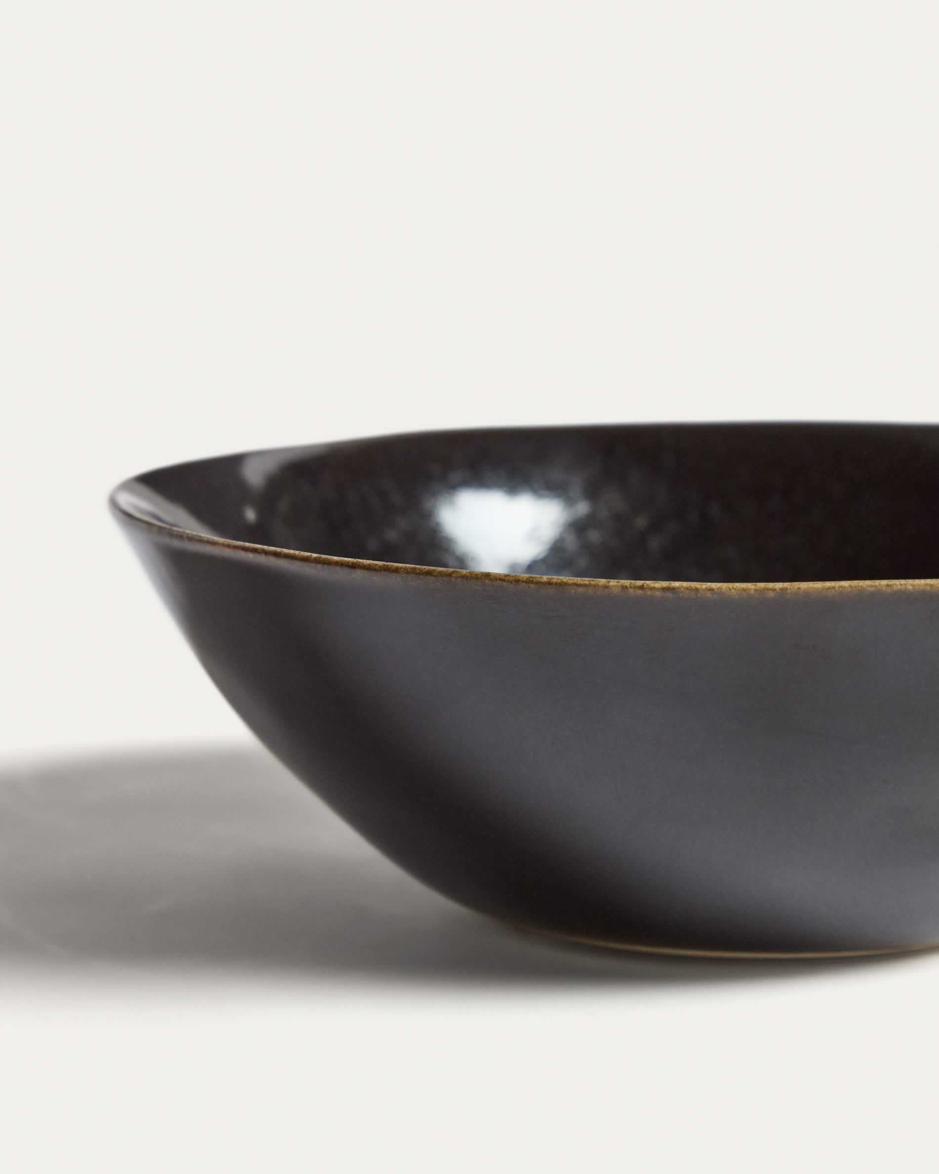 Aderno dark brown ceramic bowl