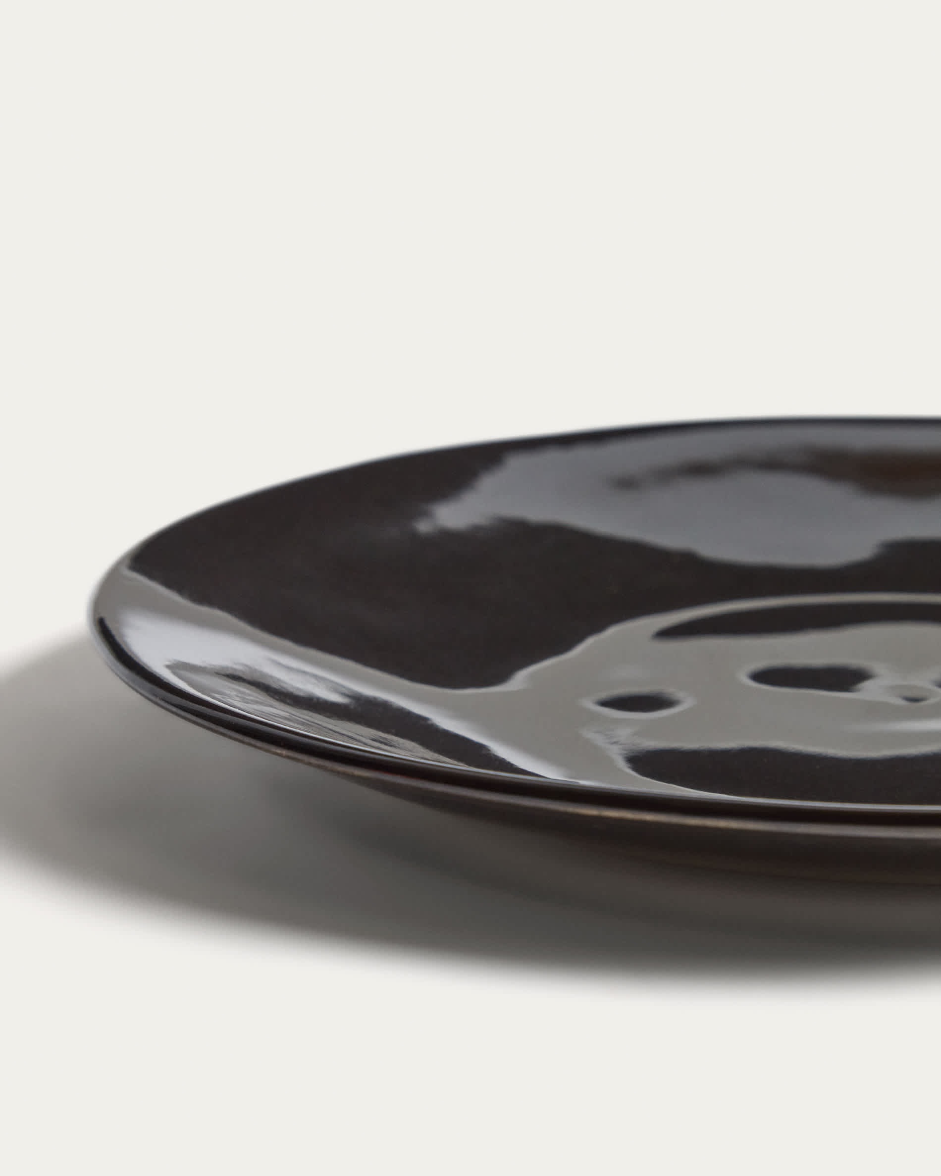 Aderno dark brown ceramic dessert plate