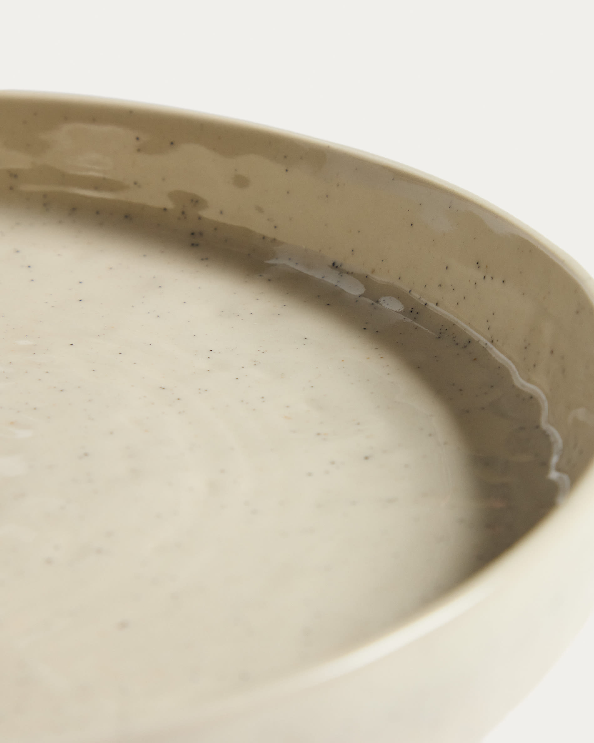Daner ecru ceramic dessert plate