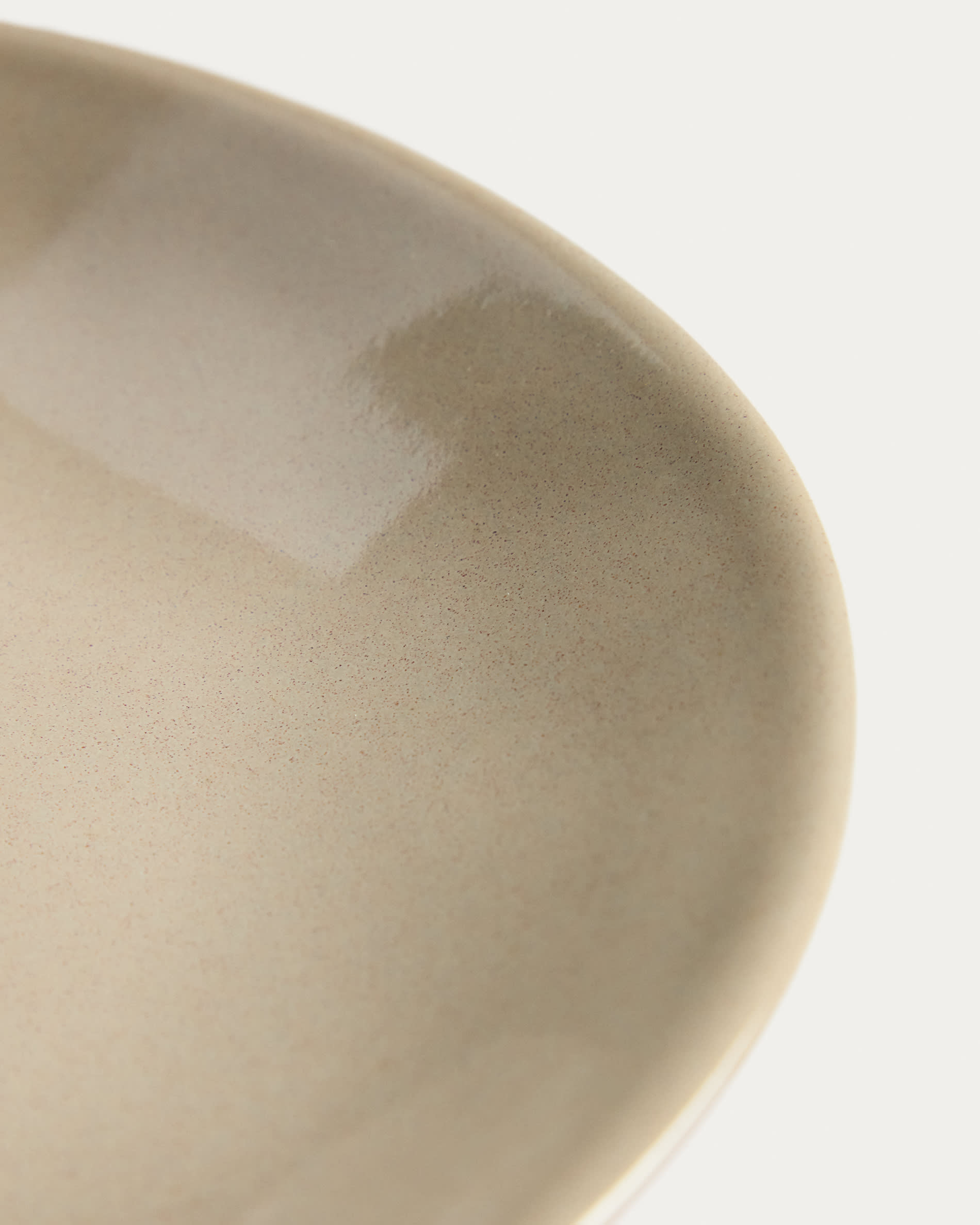 Aderno ivory ceramic plate