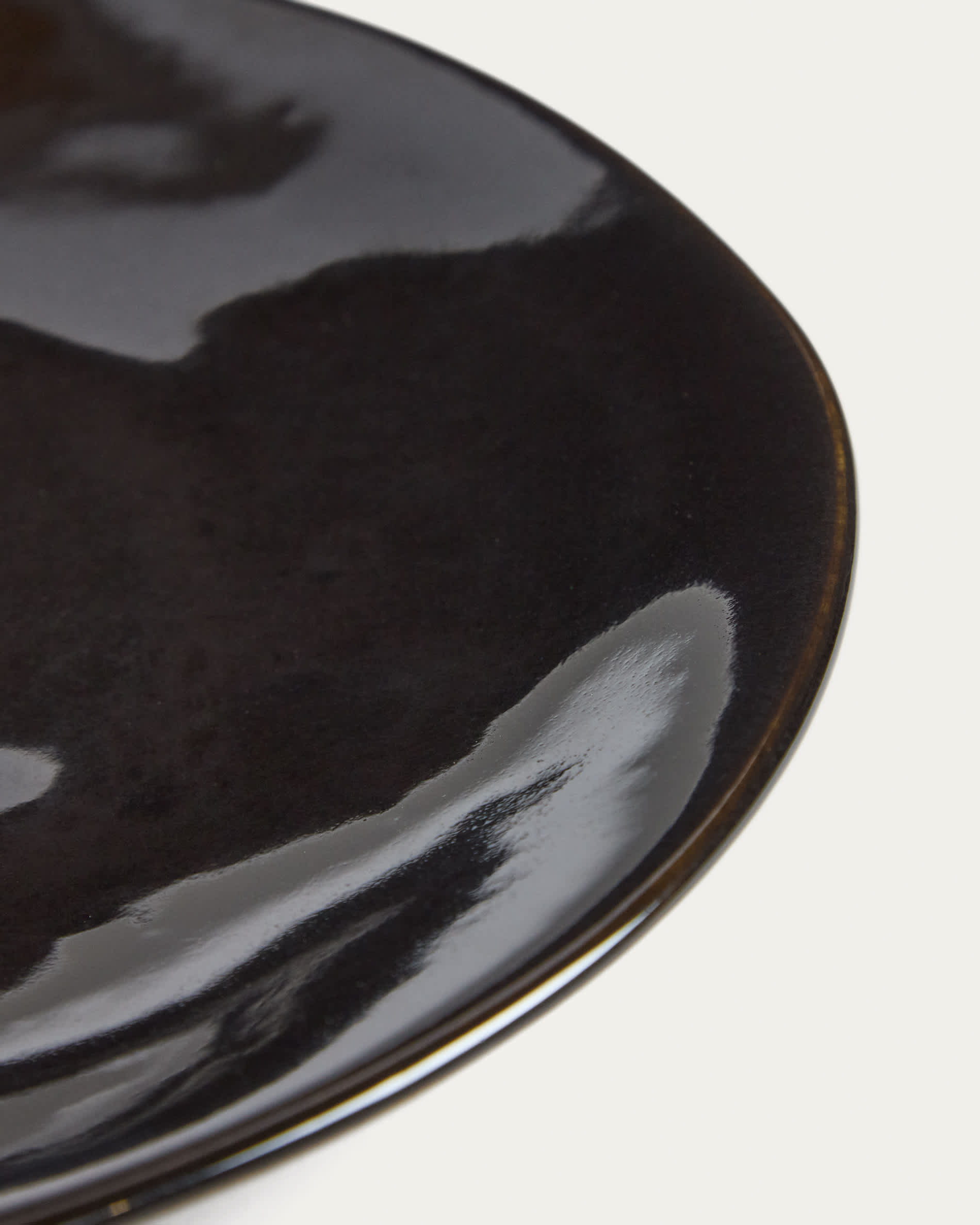 Aderno dark brown ceramic dessert plate